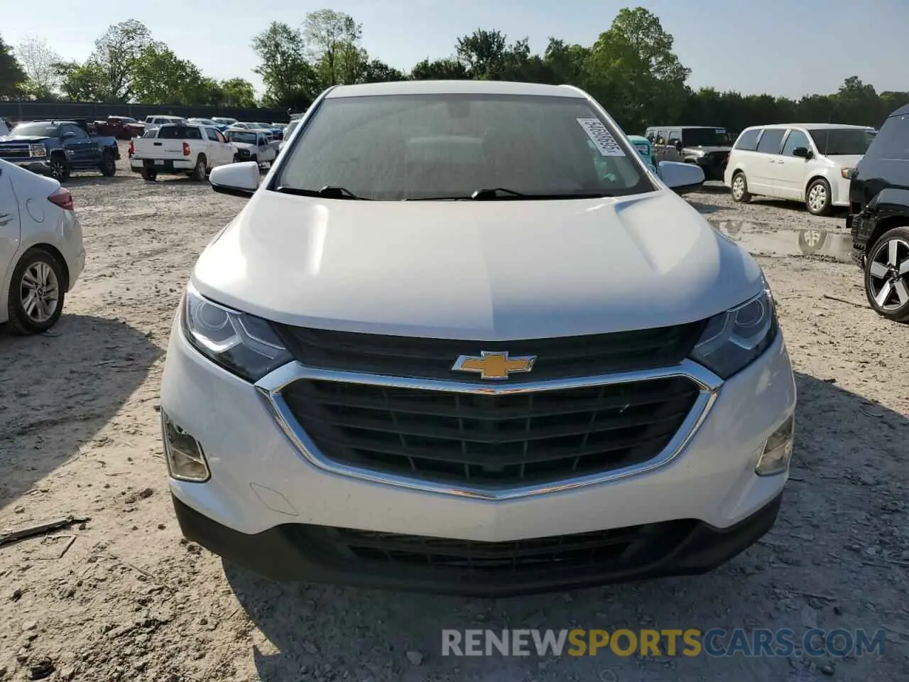 5 Photograph of a damaged car 2GNAXUEV2K6263894 CHEVROLET EQUINOX 2019