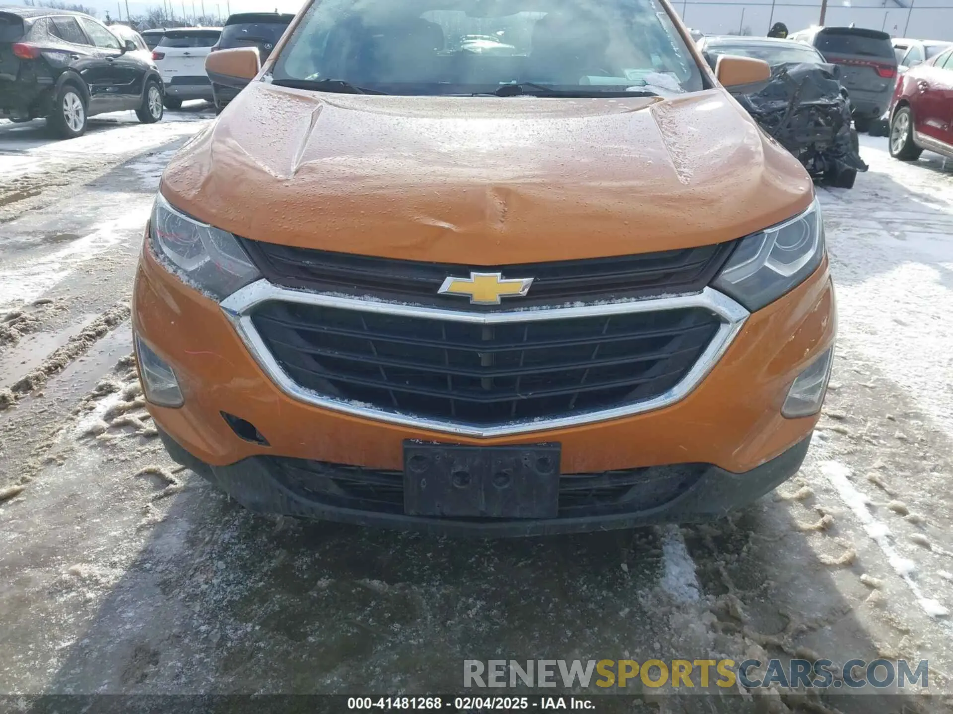 12 Photograph of a damaged car 2GNAXUEV3K6106004 CHEVROLET EQUINOX 2019