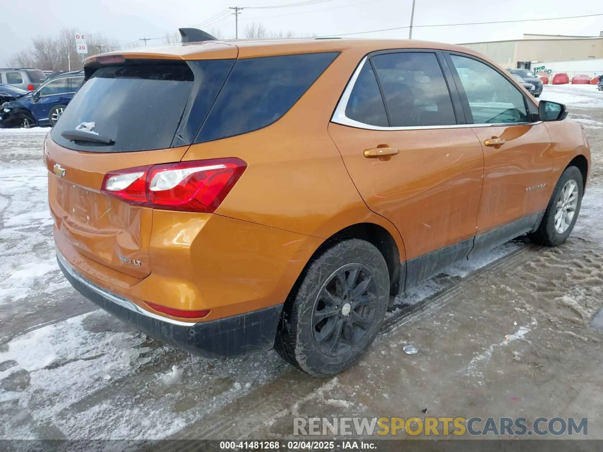 4 Photograph of a damaged car 2GNAXUEV3K6106004 CHEVROLET EQUINOX 2019