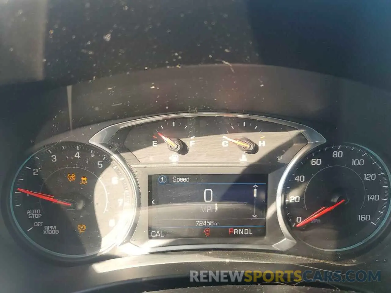 9 Photograph of a damaged car 2GNAXUEV3K6158961 CHEVROLET EQUINOX 2019