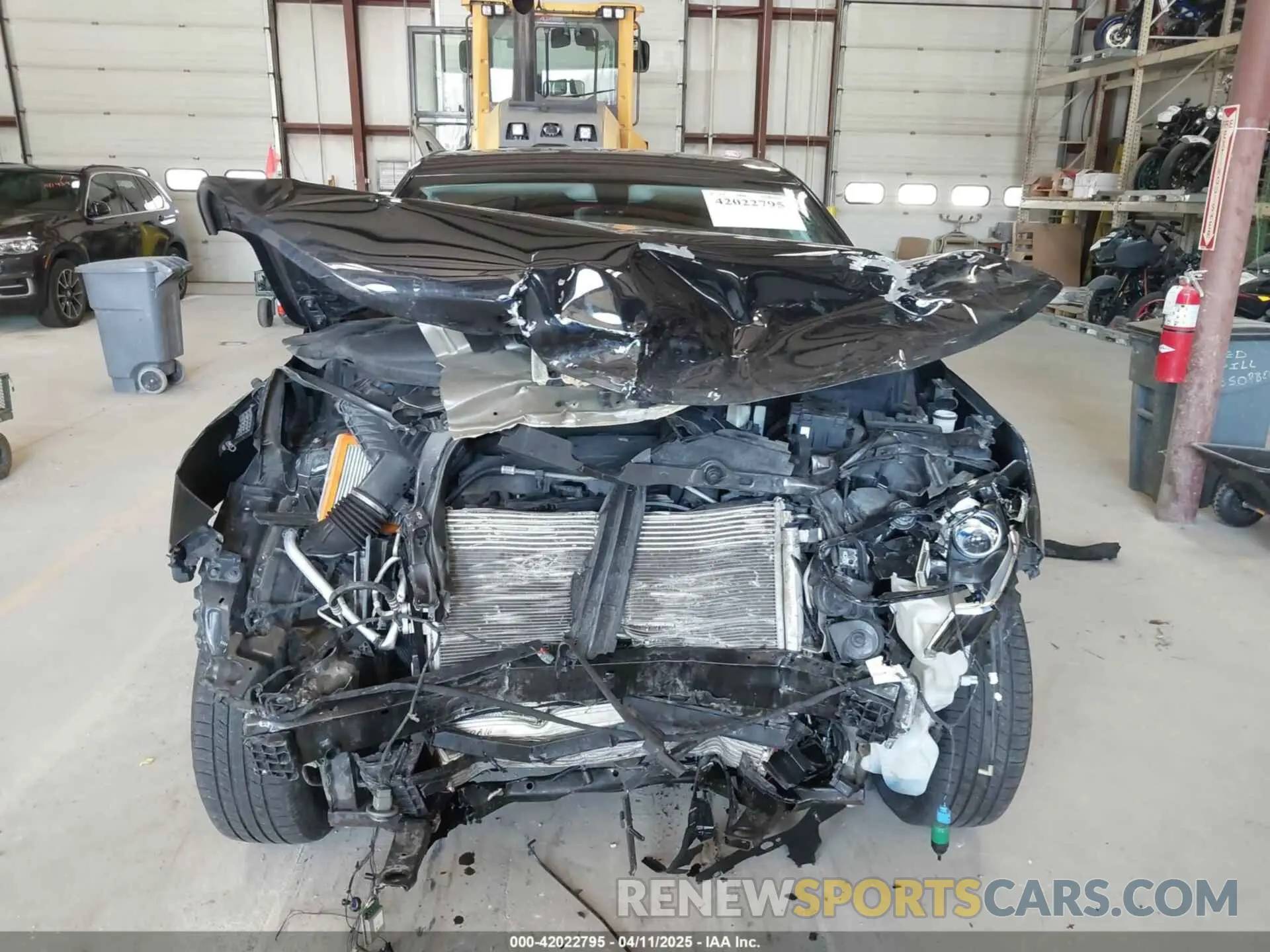 12 Photograph of a damaged car 2GNAXUEV3K6228796 CHEVROLET EQUINOX 2019