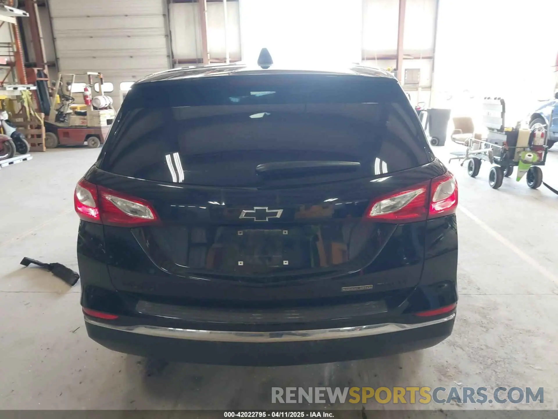 16 Photograph of a damaged car 2GNAXUEV3K6228796 CHEVROLET EQUINOX 2019