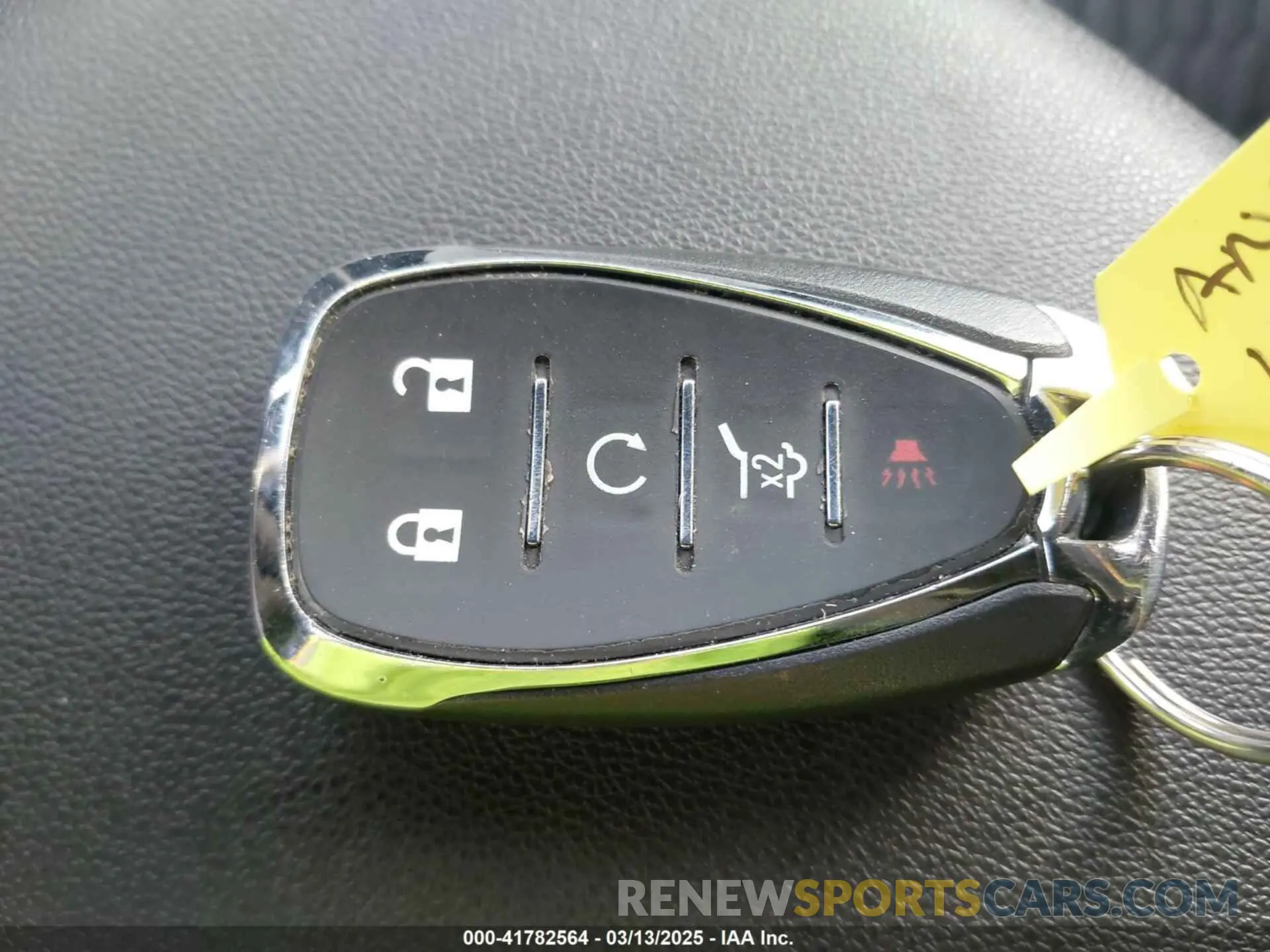 11 Photograph of a damaged car 2GNAXUEV3K6262575 CHEVROLET EQUINOX 2019