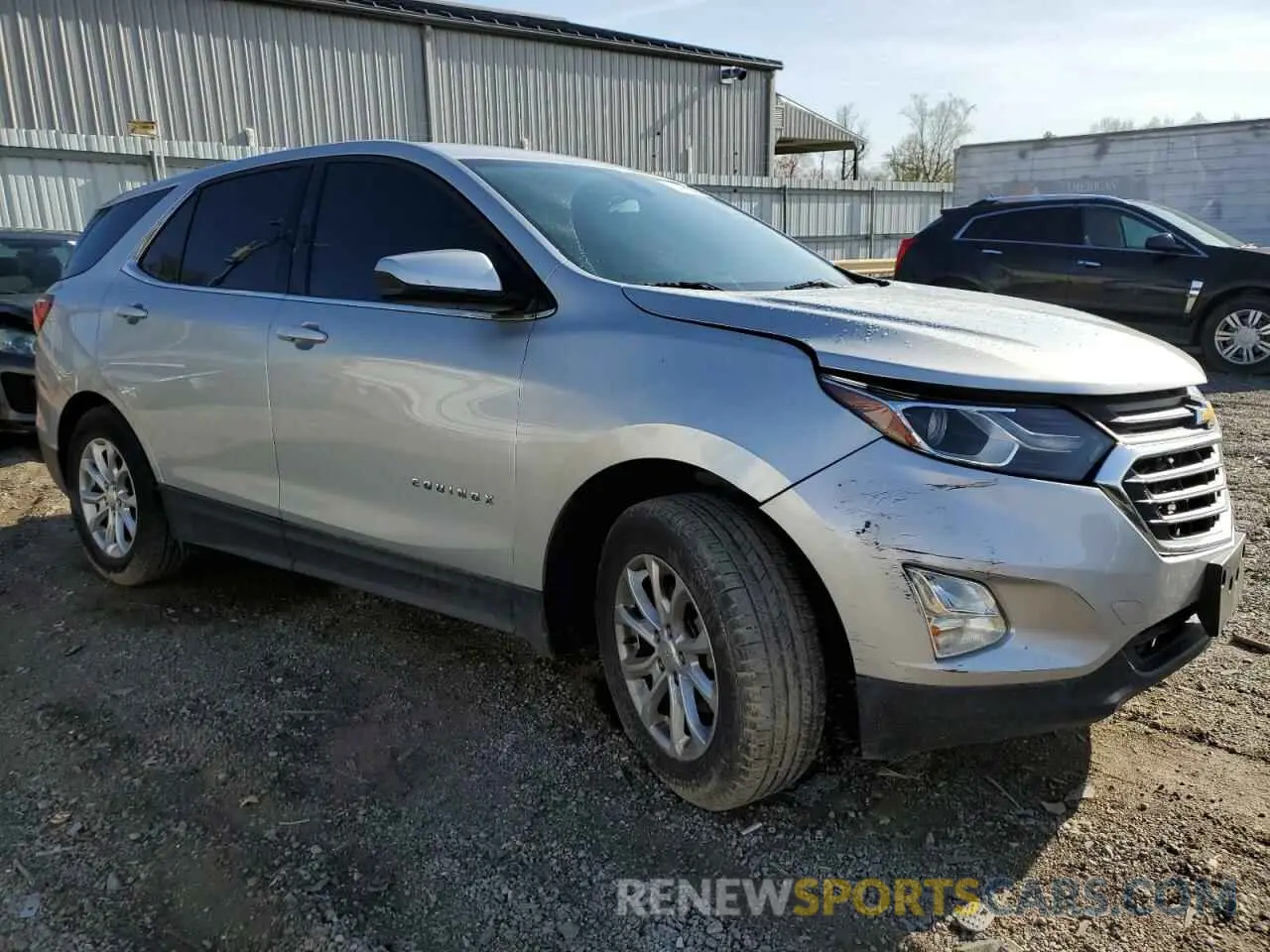4 Photograph of a damaged car 2GNAXUEV3K6286987 CHEVROLET EQUINOX 2019
