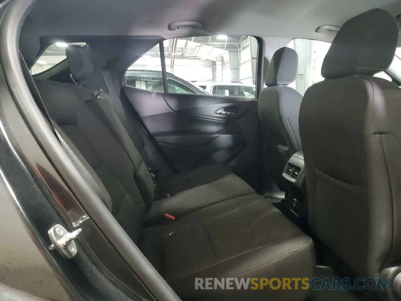 11 Photograph of a damaged car 2GNAXUEV4K6173078 CHEVROLET EQUINOX 2019