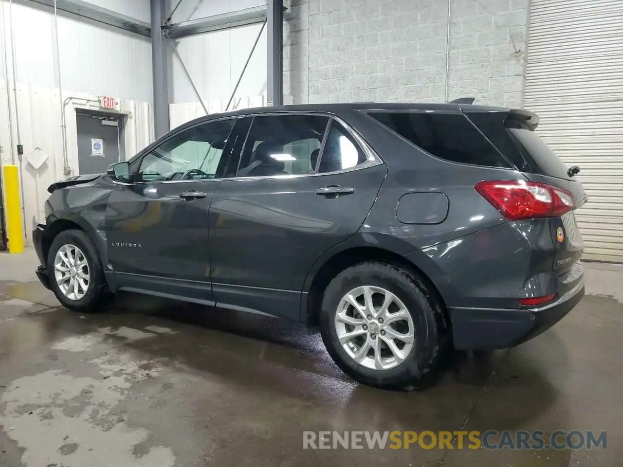 2 Photograph of a damaged car 2GNAXUEV4K6173078 CHEVROLET EQUINOX 2019