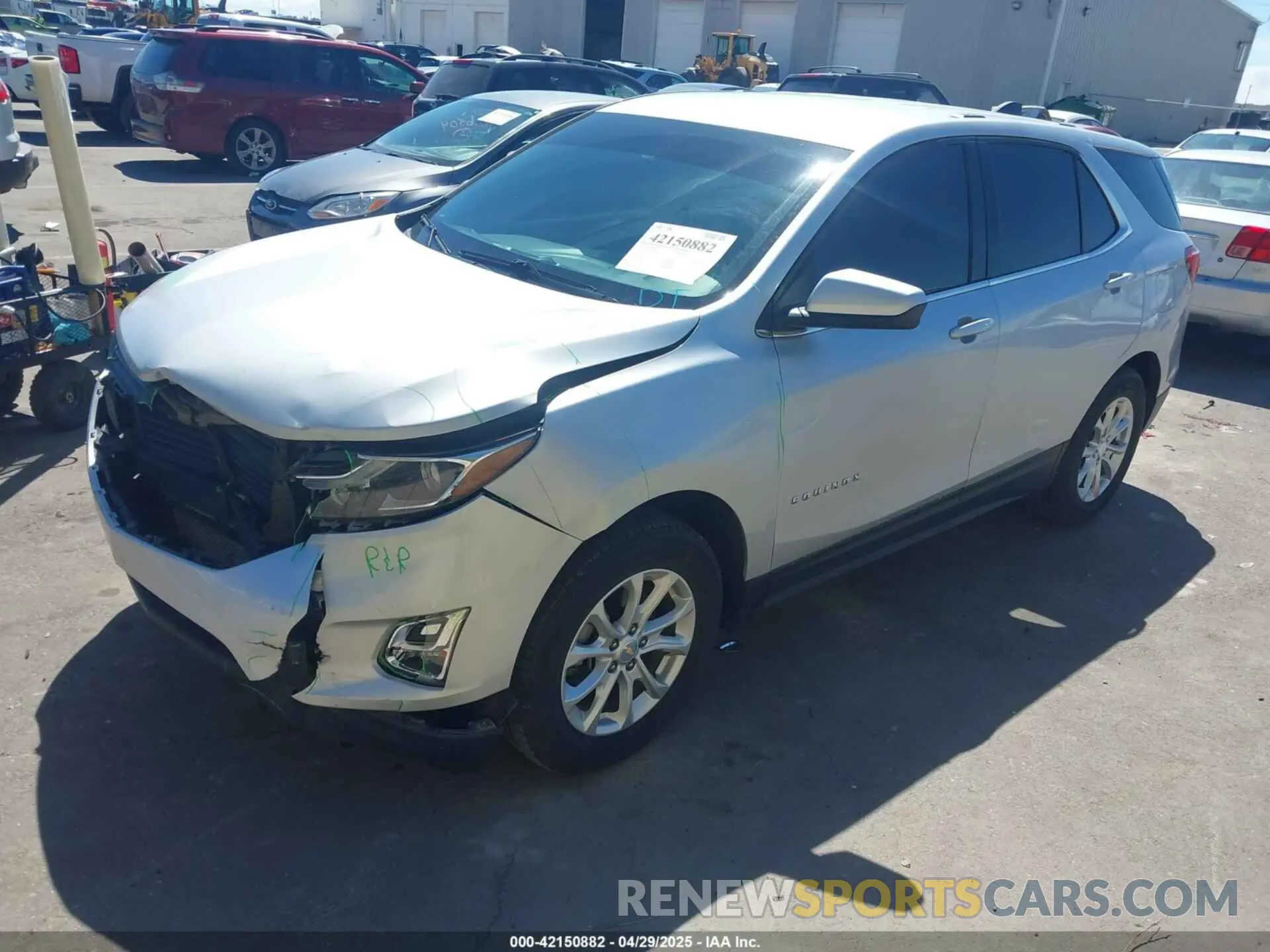 2 Photograph of a damaged car 2GNAXUEV4K6176675 CHEVROLET EQUINOX 2019