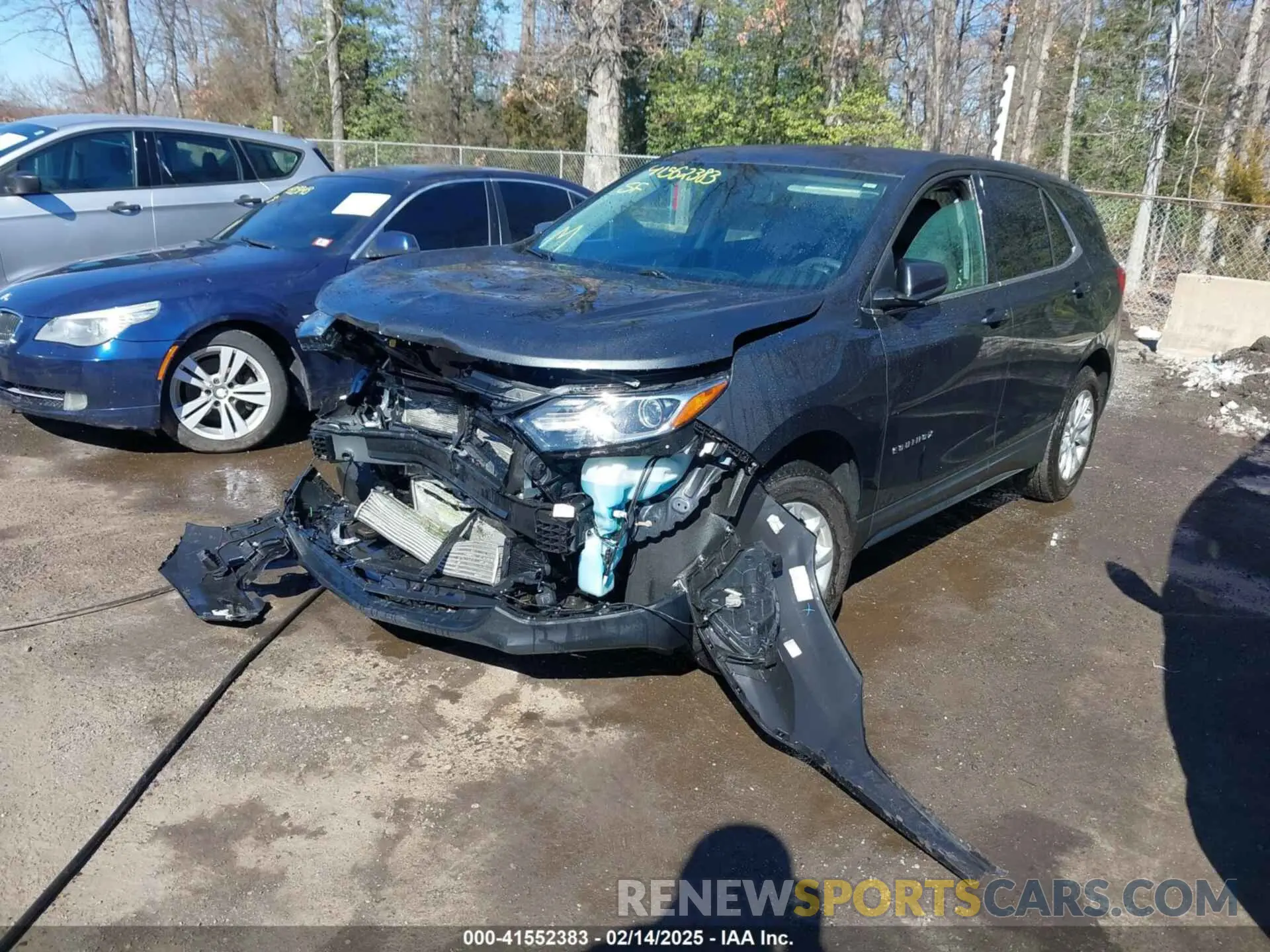 2 Photograph of a damaged car 2GNAXUEV4K6187658 CHEVROLET EQUINOX 2019