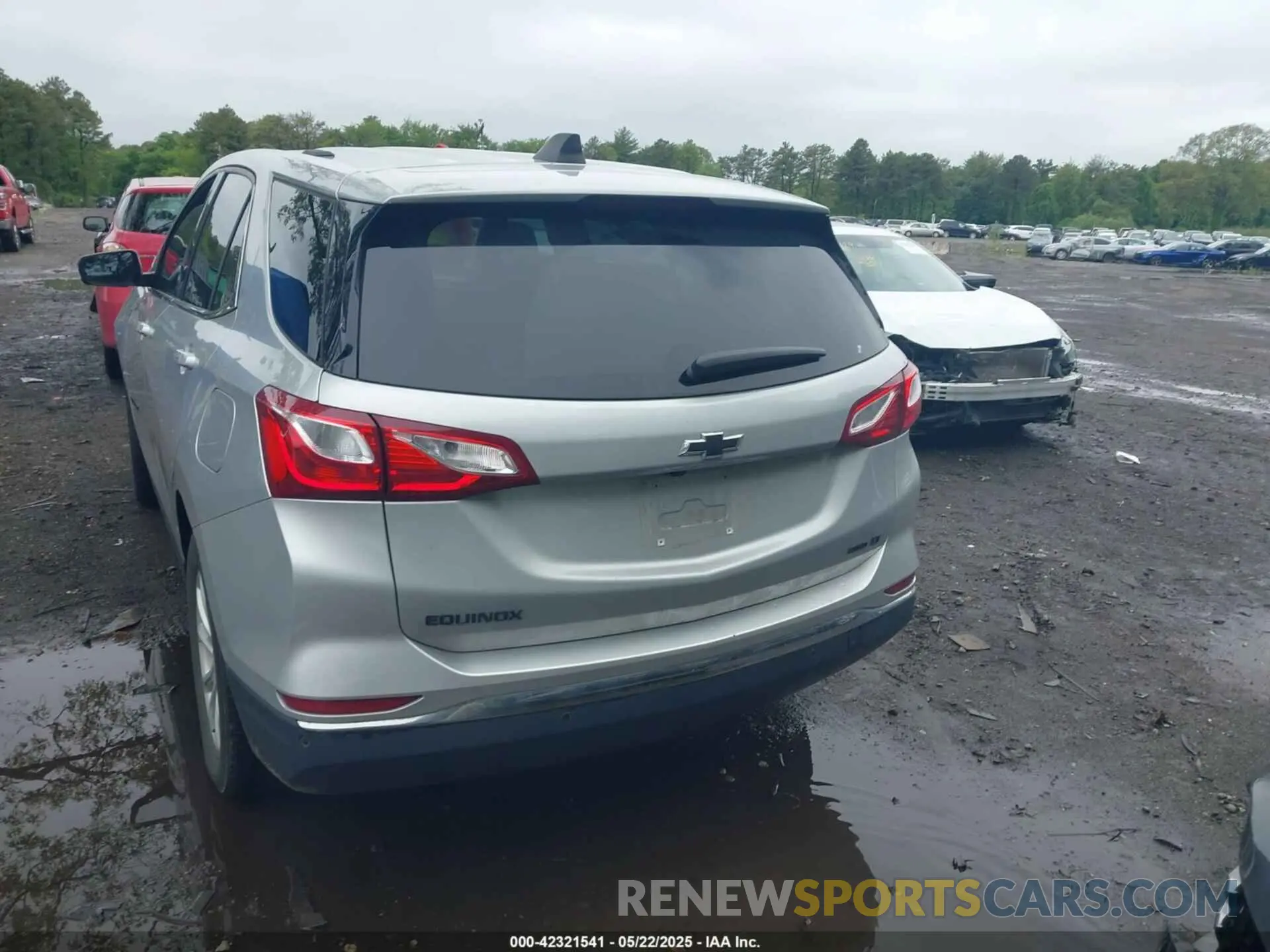 16 Photograph of a damaged car 2GNAXUEV4K6254436 CHEVROLET EQUINOX 2019
