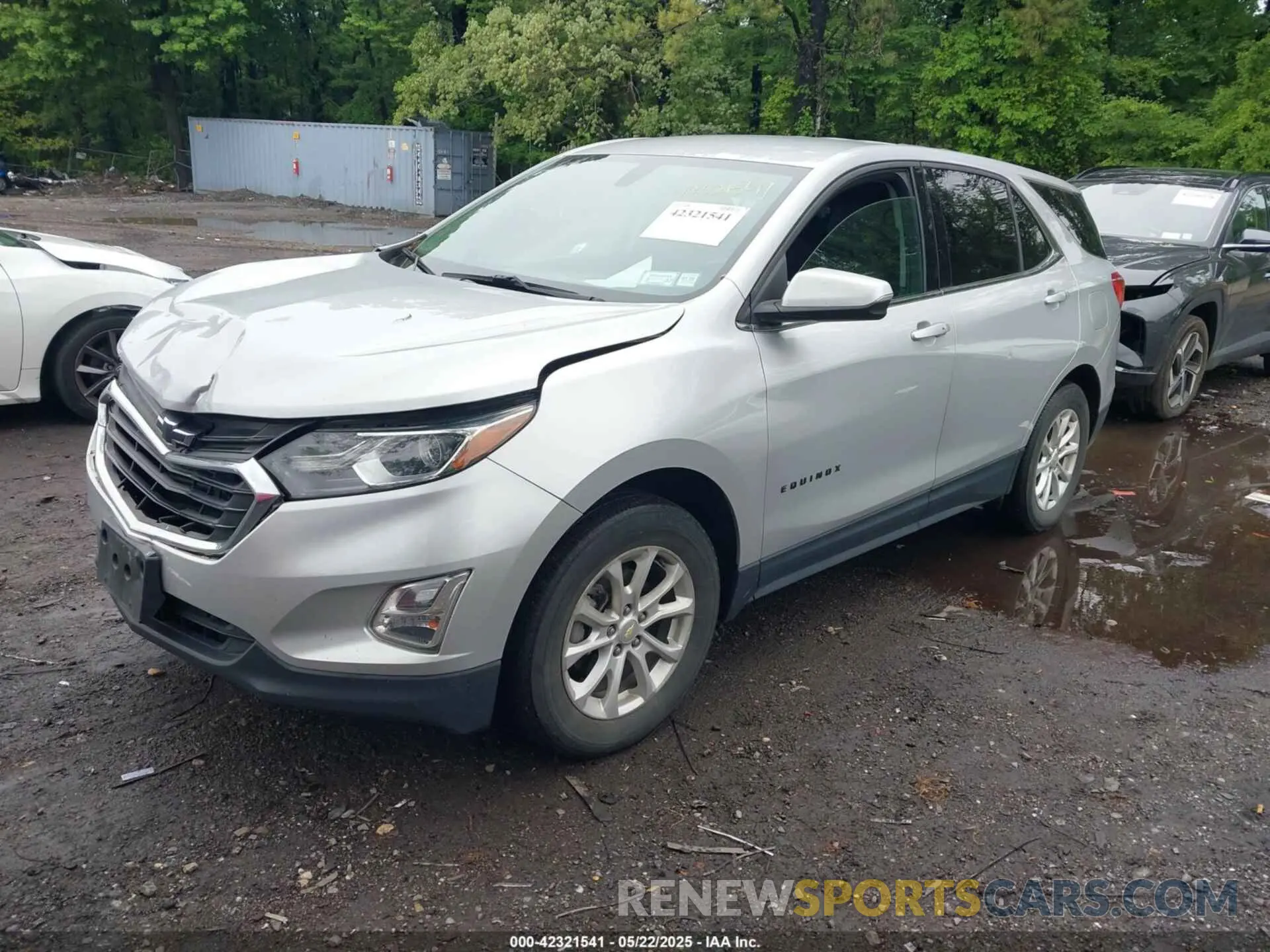 2 Photograph of a damaged car 2GNAXUEV4K6254436 CHEVROLET EQUINOX 2019