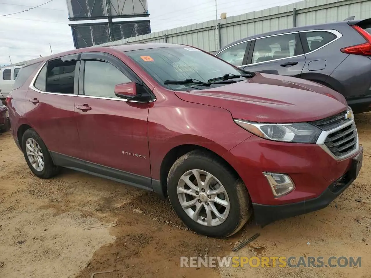 4 Photograph of a damaged car 2GNAXUEV4K6277182 CHEVROLET EQUINOX 2019