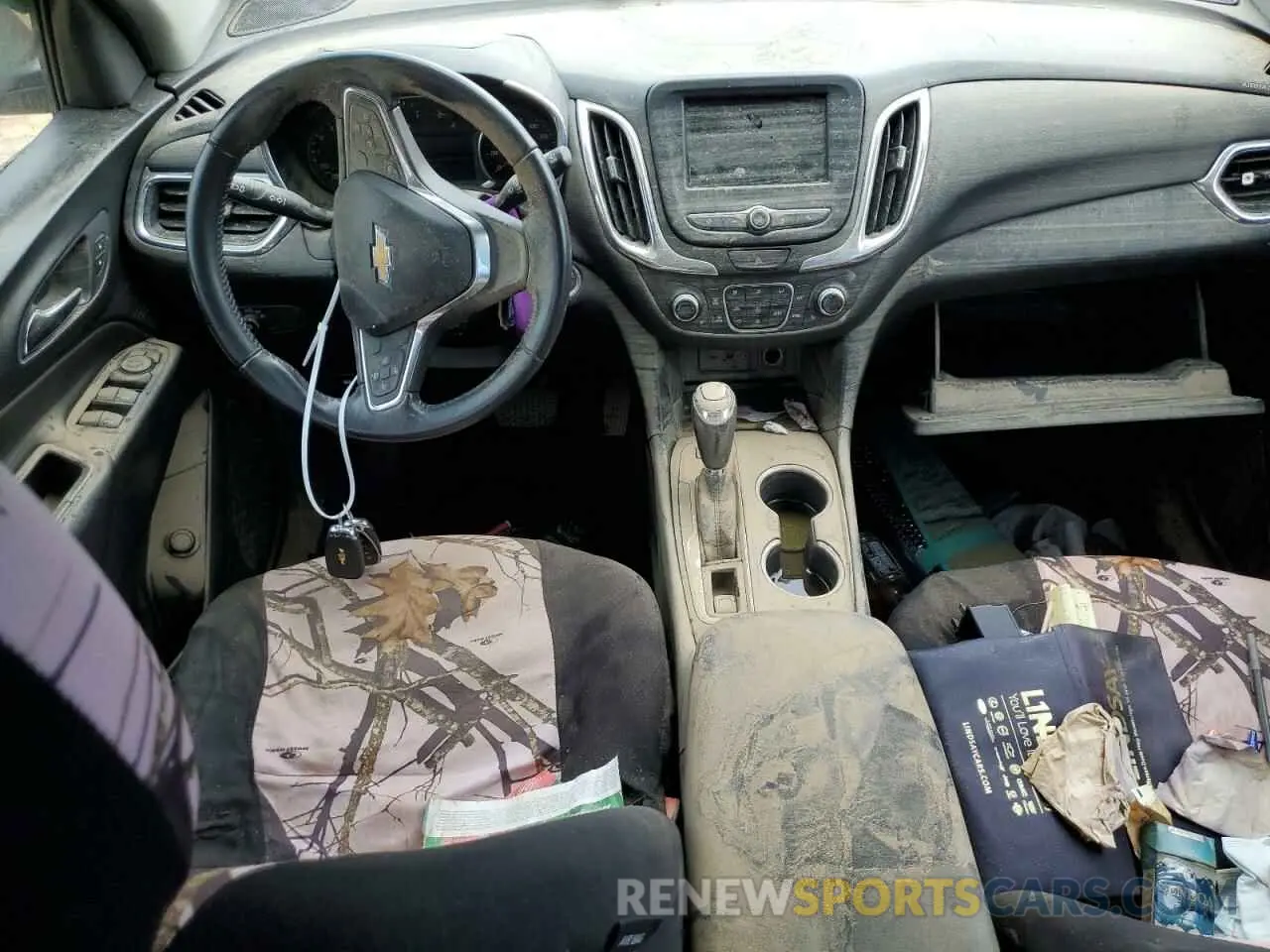 8 Photograph of a damaged car 2GNAXUEV4K6277182 CHEVROLET EQUINOX 2019