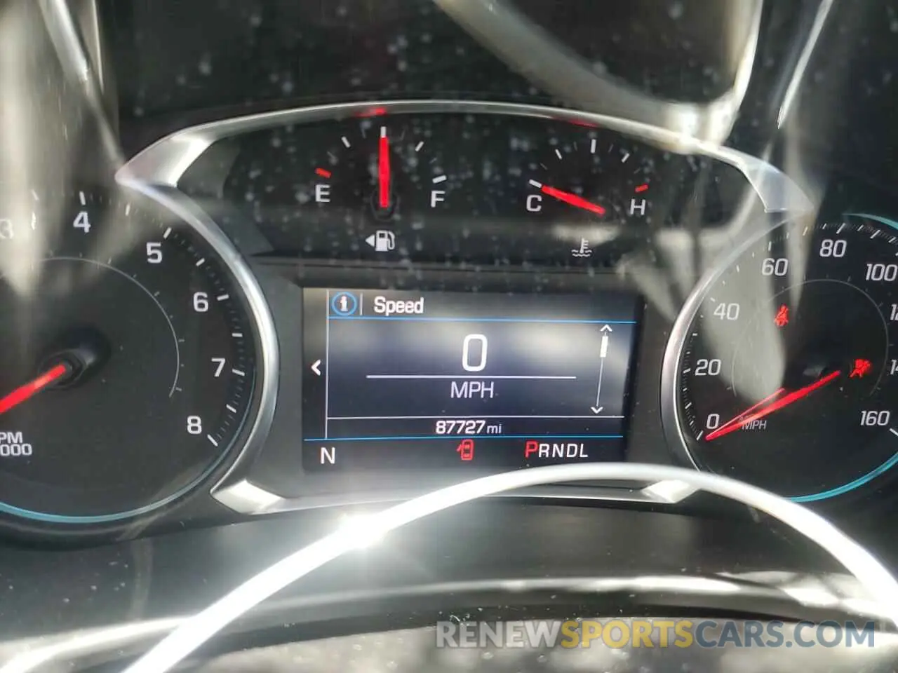 9 Photograph of a damaged car 2GNAXUEV5K6110619 CHEVROLET EQUINOX 2019