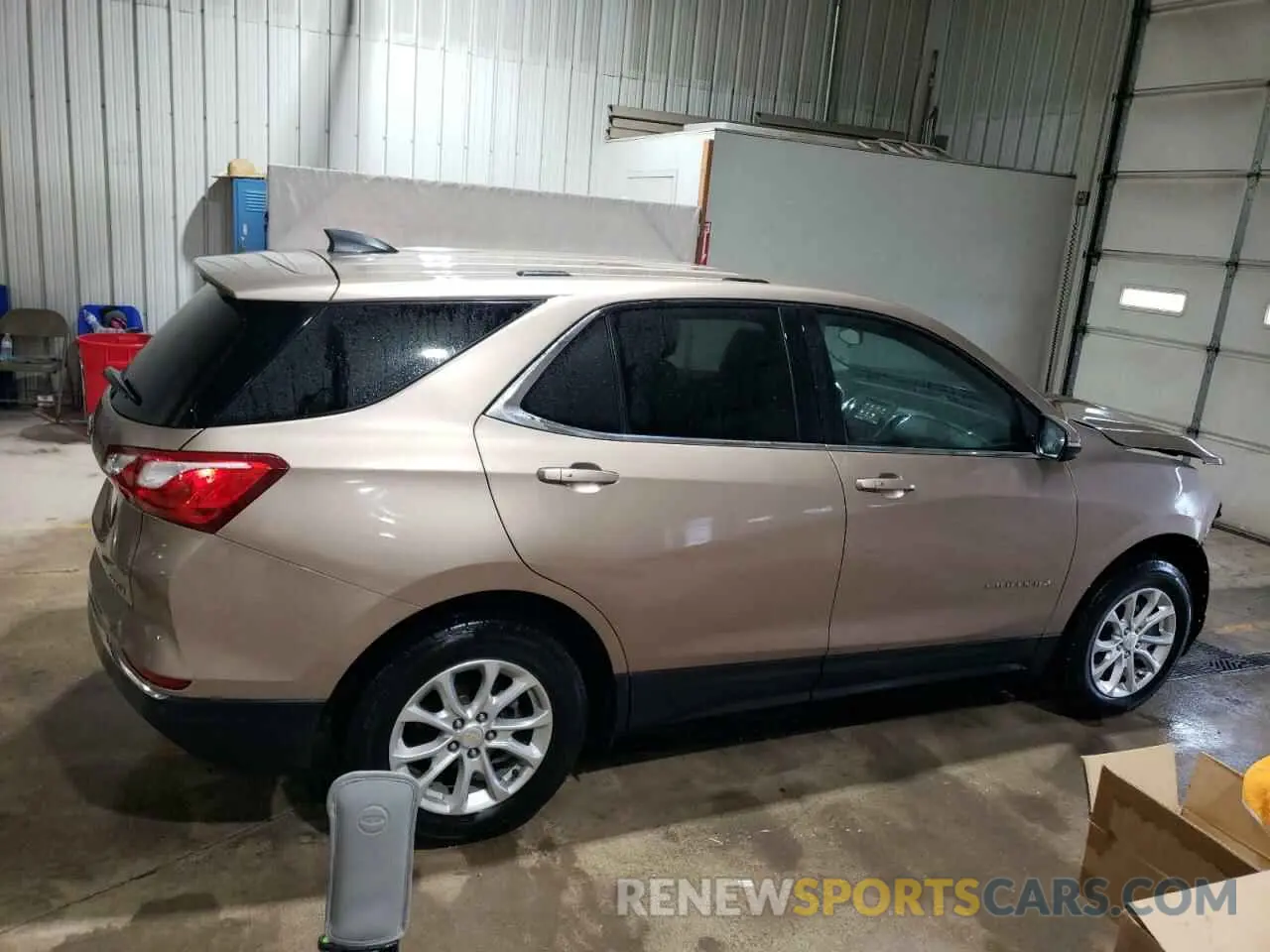 3 Photograph of a damaged car 2GNAXUEV5K6160212 CHEVROLET EQUINOX 2019