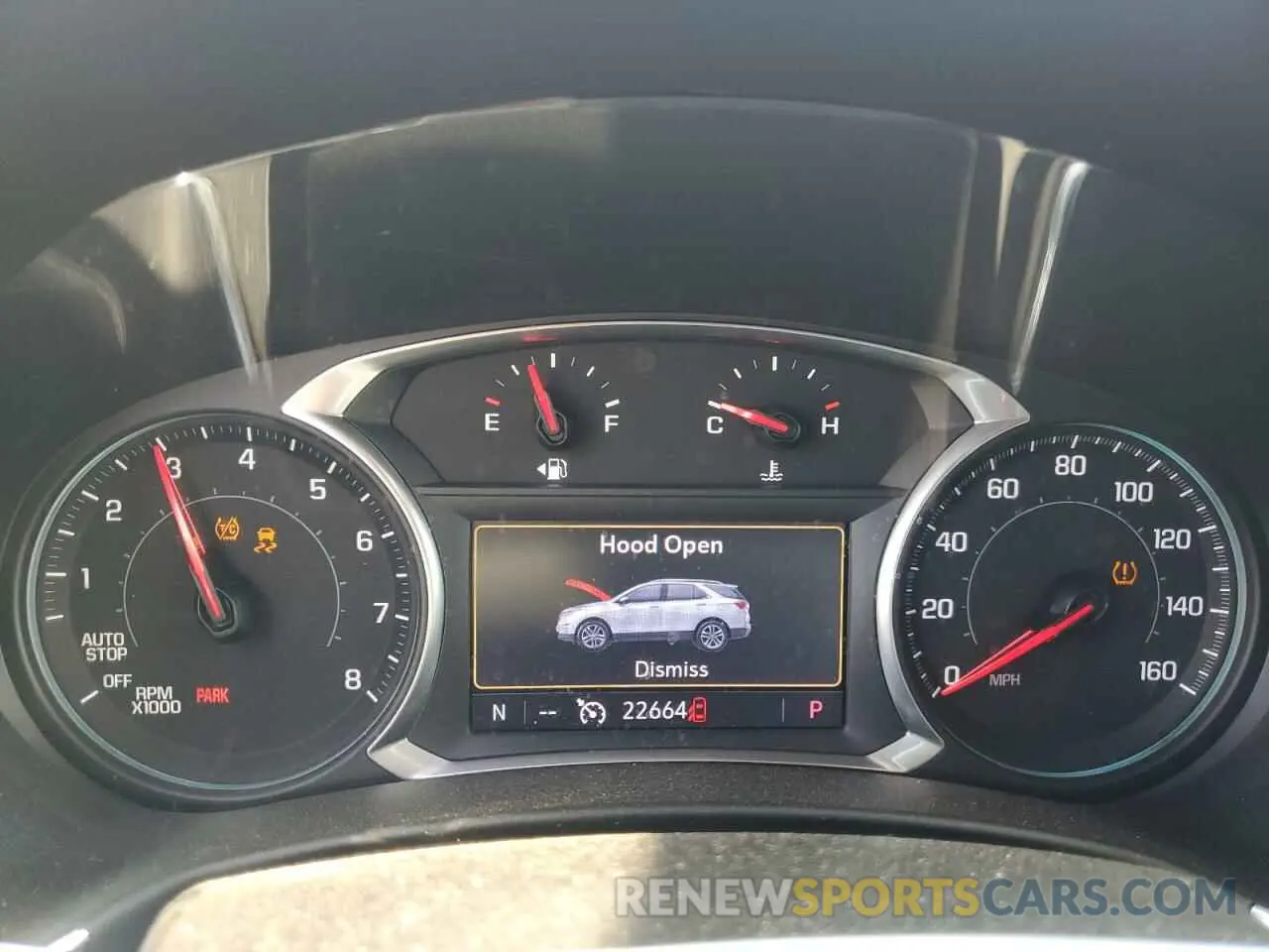 9 Photograph of a damaged car 2GNAXUEV5K6212373 CHEVROLET EQUINOX 2019