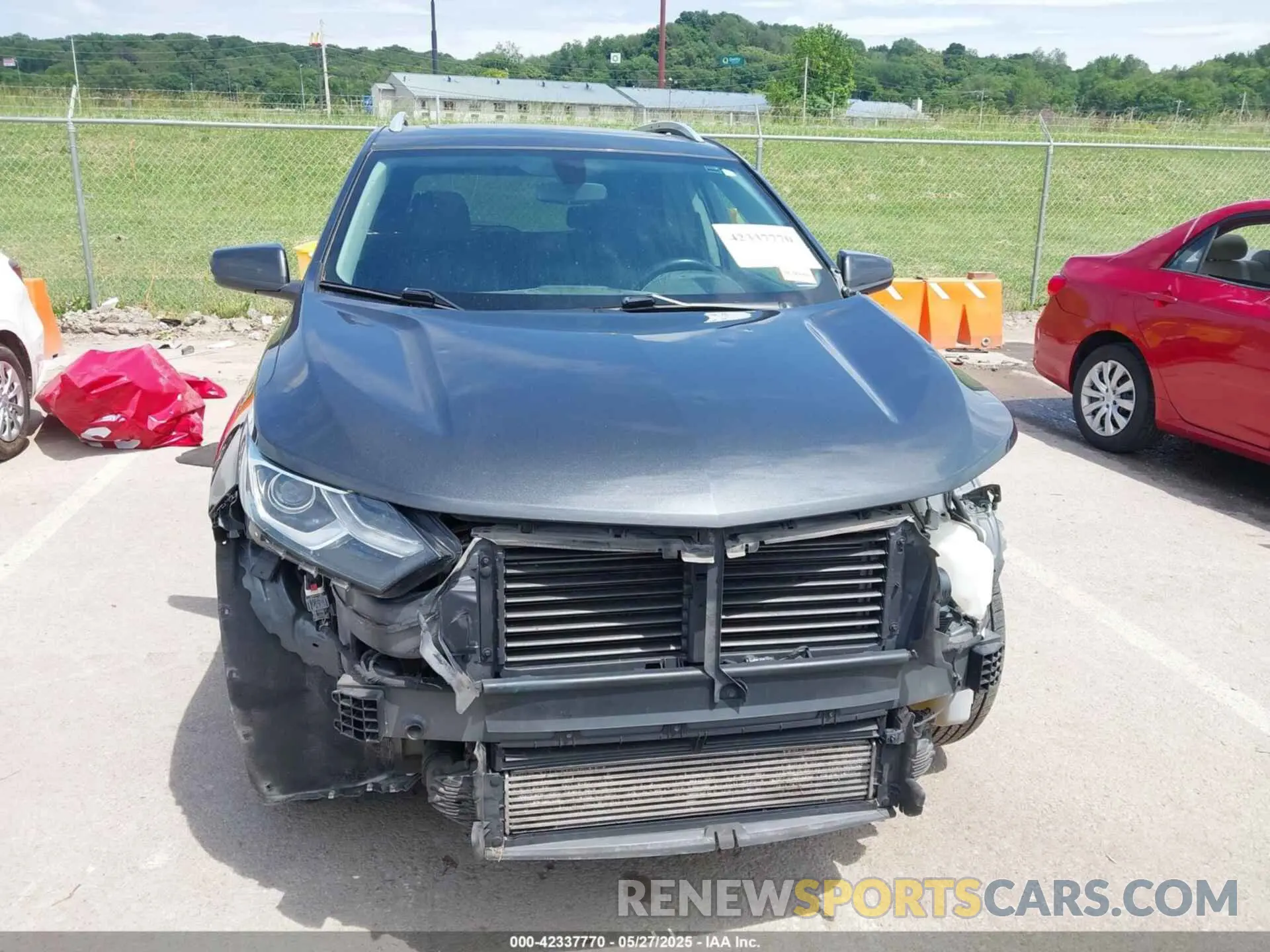 13 Photograph of a damaged car 2GNAXUEV5K6254431 CHEVROLET EQUINOX 2019