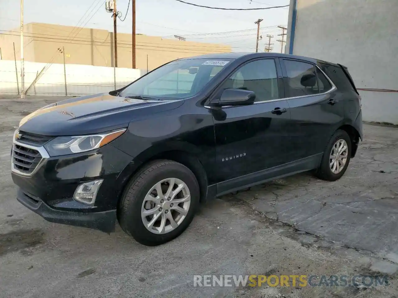 1 Photograph of a damaged car 2GNAXUEV5K6256292 CHEVROLET EQUINOX 2019