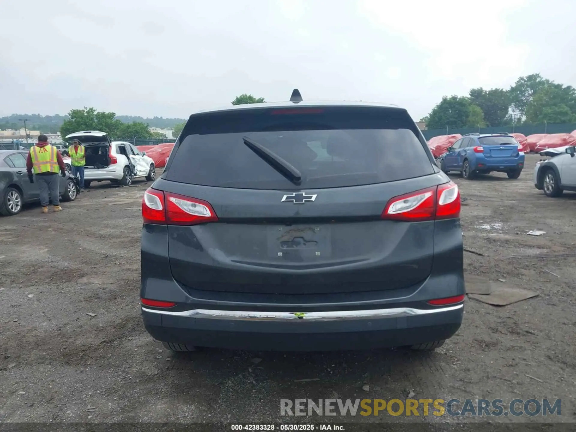 15 Photograph of a damaged car 2GNAXUEV6K6136369 CHEVROLET EQUINOX 2019