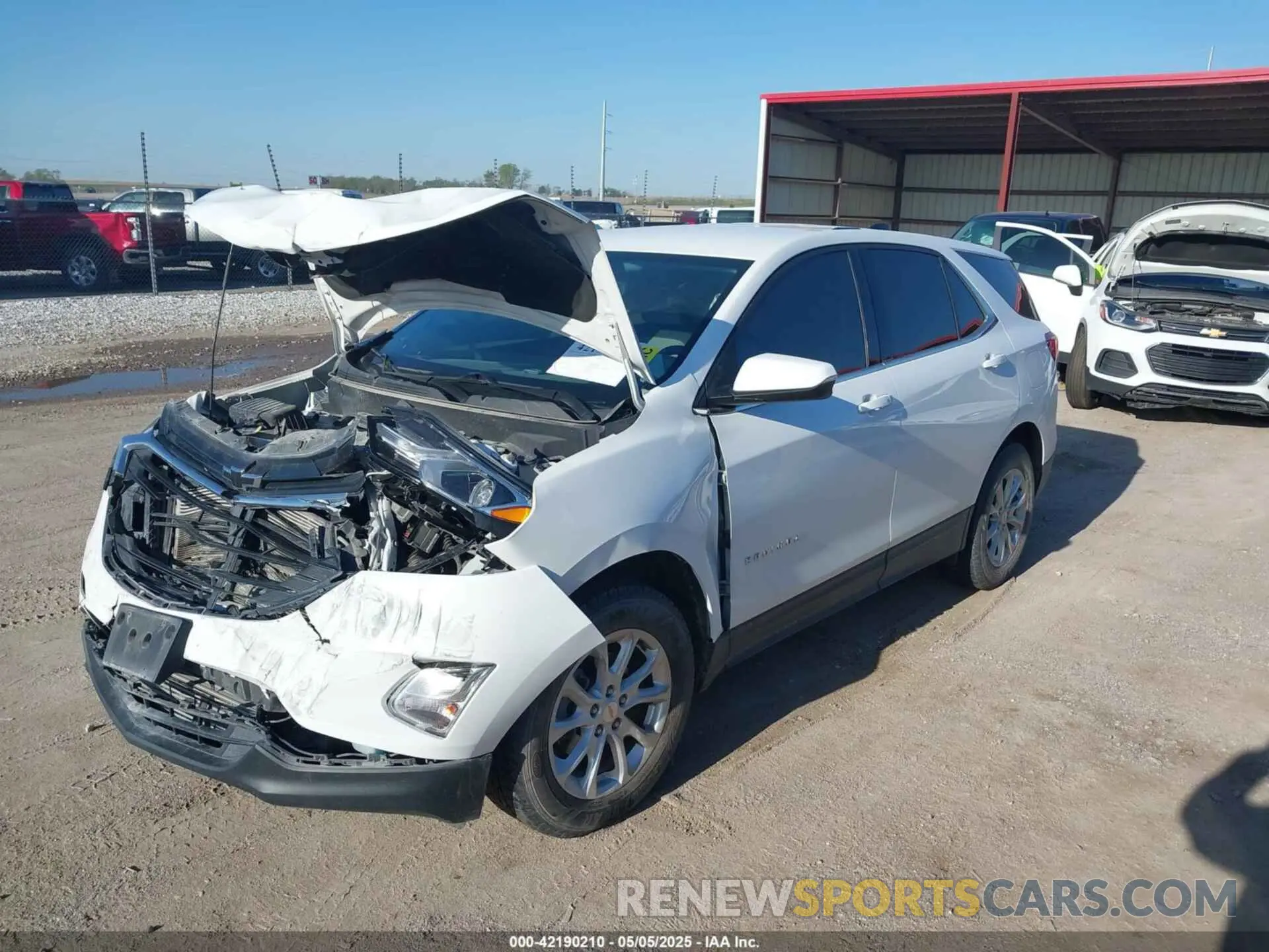 2 Photograph of a damaged car 2GNAXUEV6K6184213 CHEVROLET EQUINOX 2019