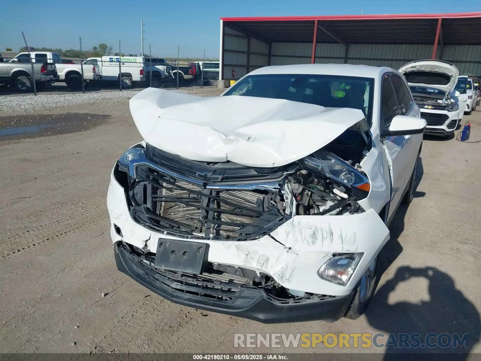 6 Photograph of a damaged car 2GNAXUEV6K6184213 CHEVROLET EQUINOX 2019