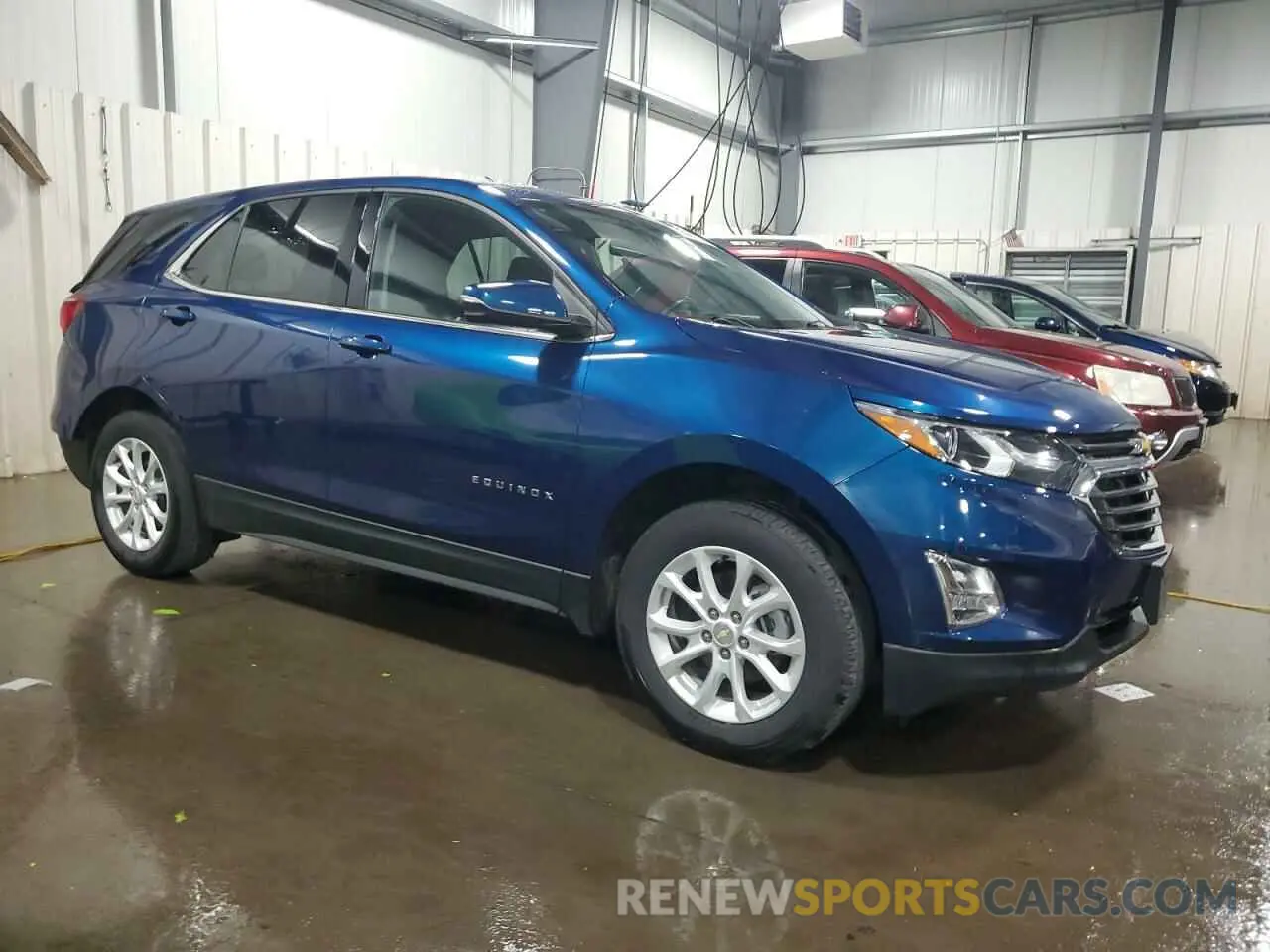 4 Photograph of a damaged car 2GNAXUEV6K6234933 CHEVROLET EQUINOX 2019