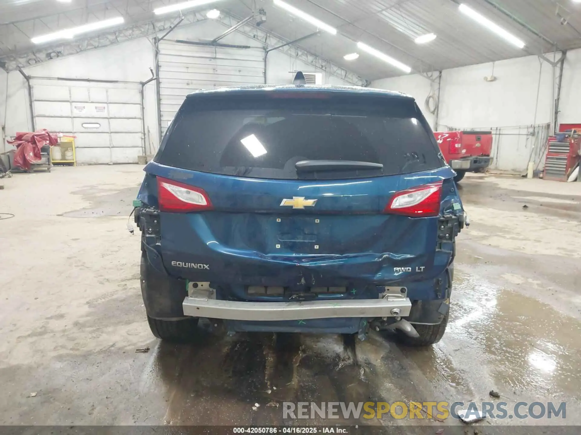 16 Photograph of a damaged car 2GNAXUEV6K6298549 CHEVROLET EQUINOX 2019