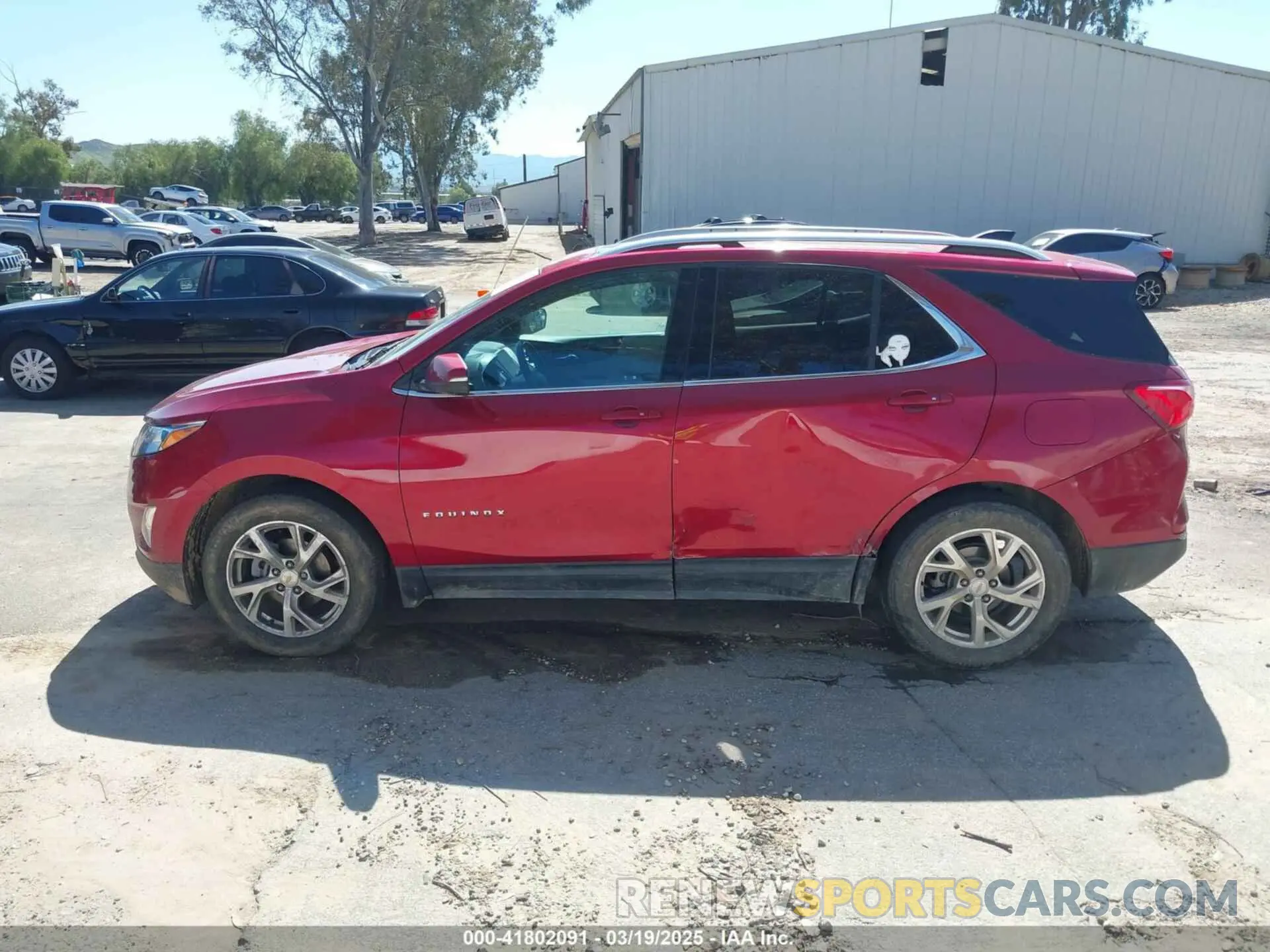 14 Photograph of a damaged car 2GNAXUEV7K6147249 CHEVROLET EQUINOX 2019