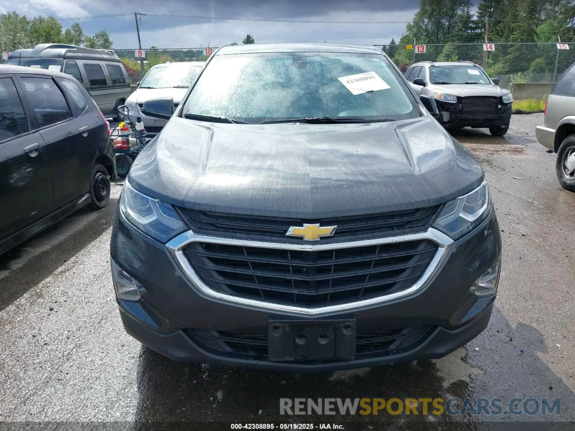 12 Photograph of a damaged car 2GNAXUEV7K6186908 CHEVROLET EQUINOX 2019
