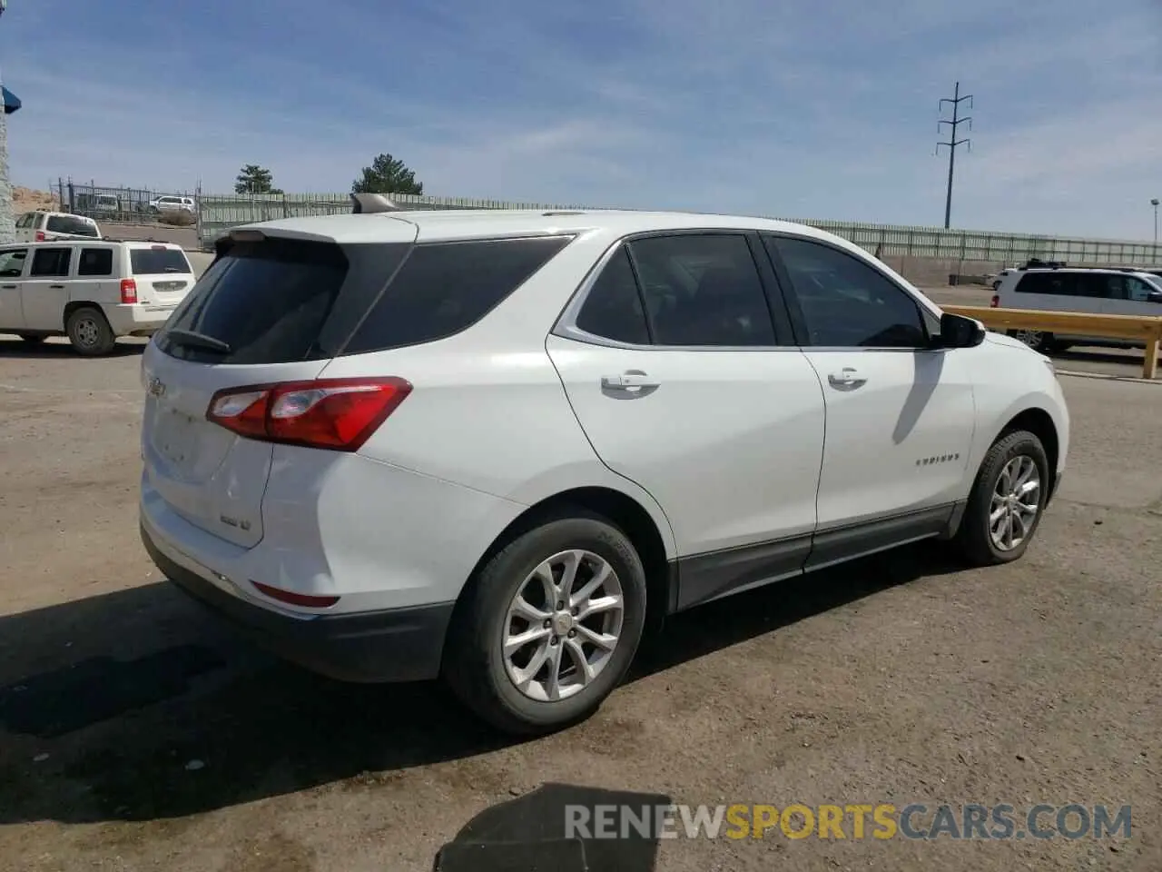 3 Photograph of a damaged car 2GNAXUEV7K6265690 CHEVROLET EQUINOX 2019