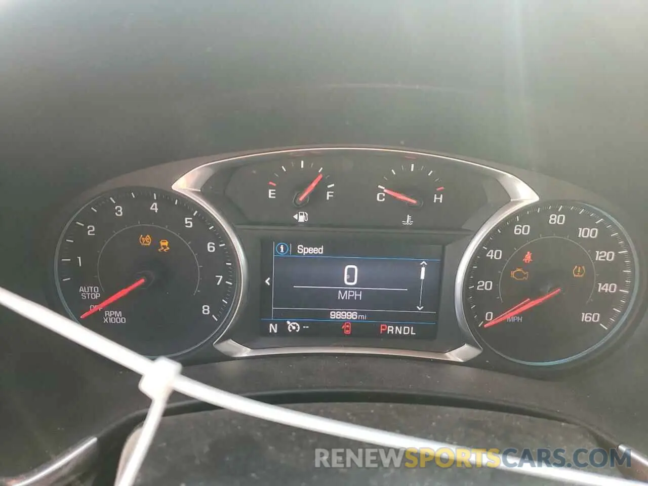 9 Photograph of a damaged car 2GNAXUEV7K6265690 CHEVROLET EQUINOX 2019