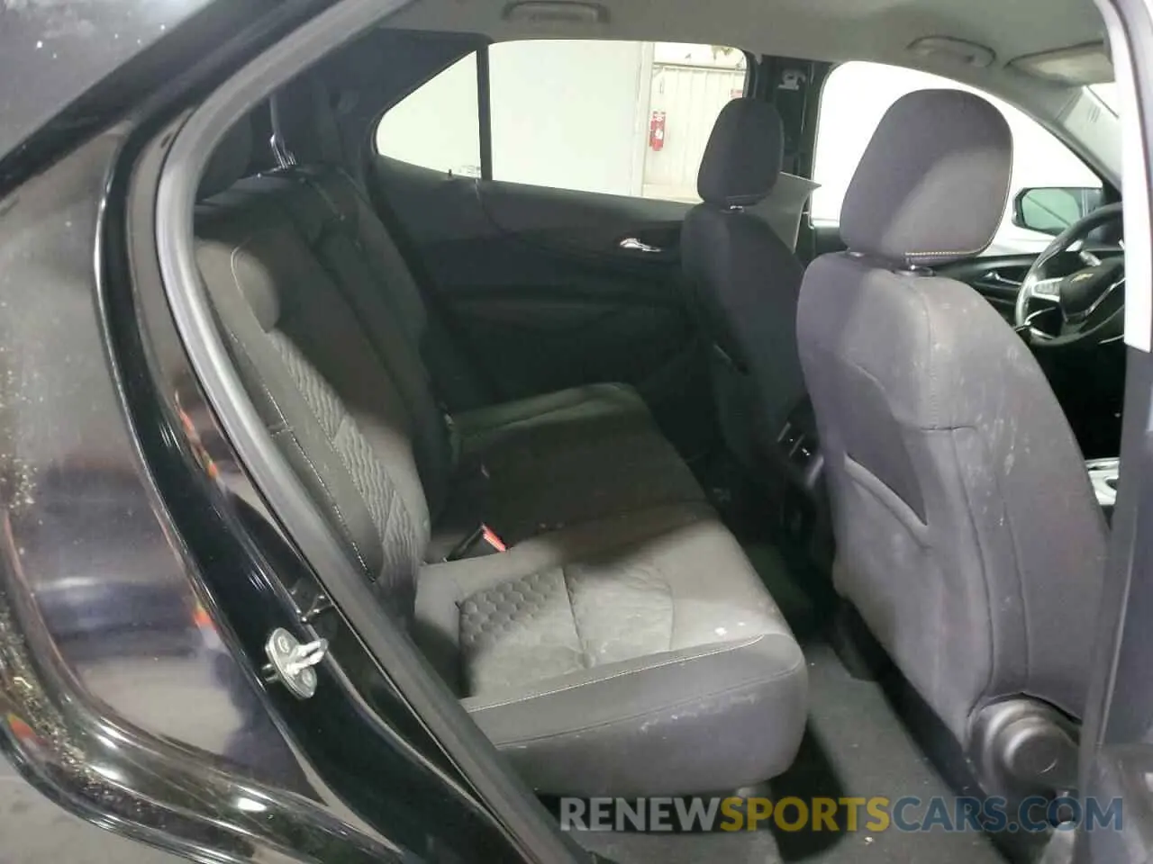 11 Photograph of a damaged car 2GNAXUEV7K6269089 CHEVROLET EQUINOX 2019