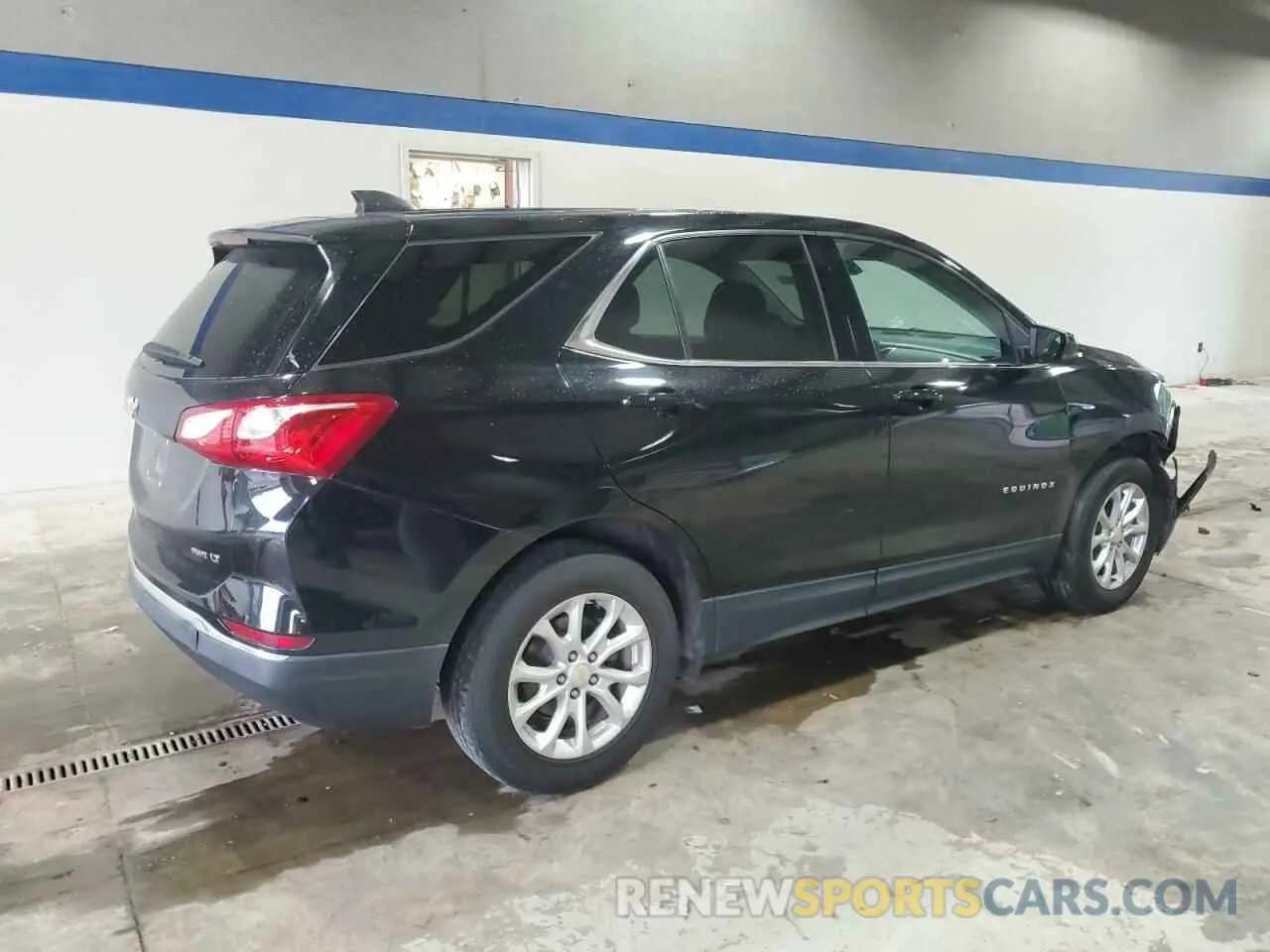 3 Photograph of a damaged car 2GNAXUEV7K6269089 CHEVROLET EQUINOX 2019