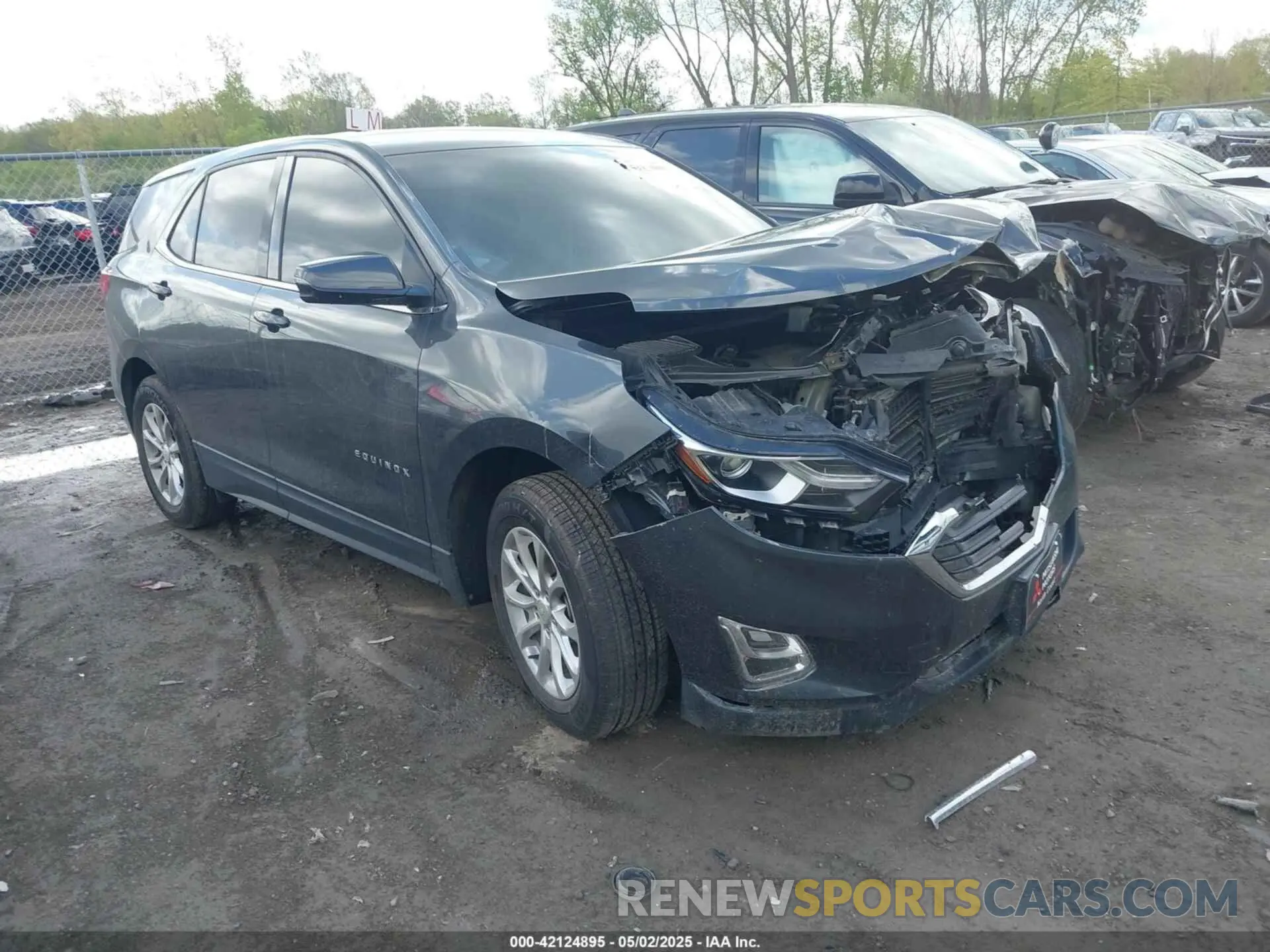 1 Photograph of a damaged car 2GNAXUEV8K6102708 CHEVROLET EQUINOX 2019
