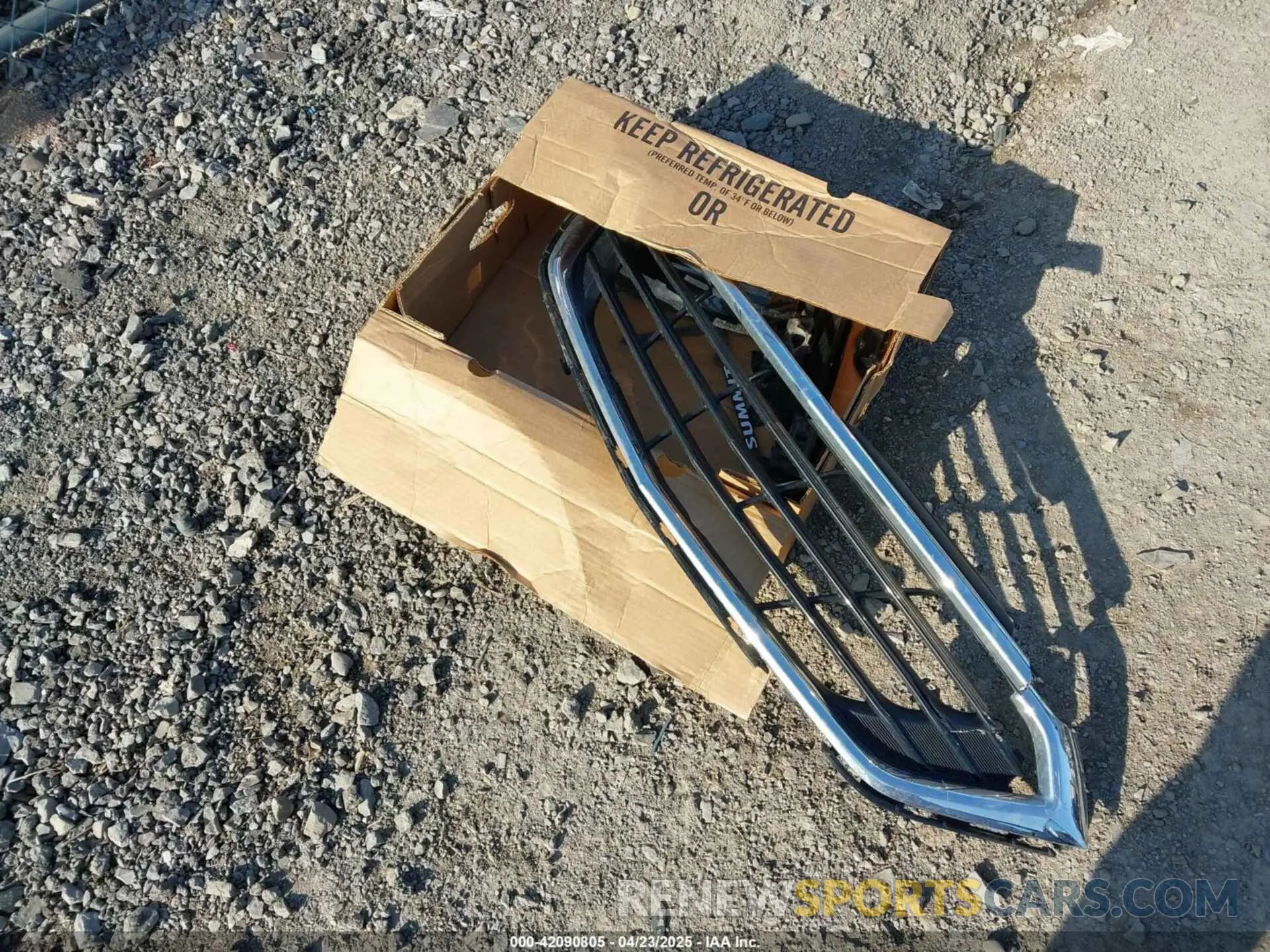 12 Photograph of a damaged car 2GNAXUEV8K6125969 CHEVROLET EQUINOX 2019