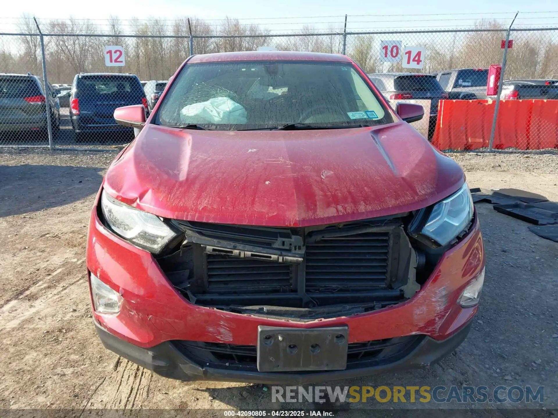 13 Photograph of a damaged car 2GNAXUEV8K6125969 CHEVROLET EQUINOX 2019