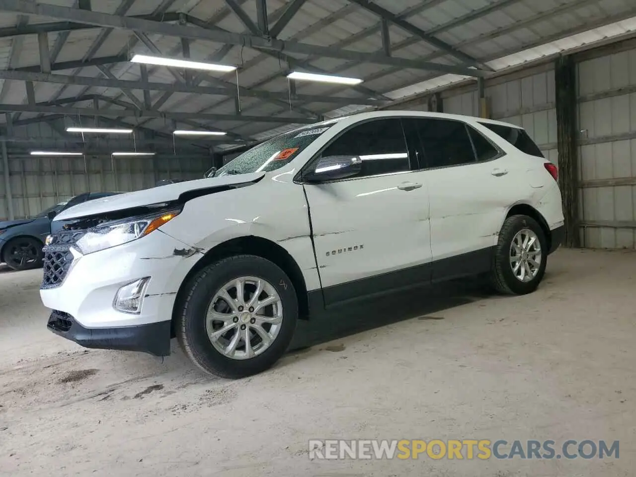 1 Photograph of a damaged car 2GNAXUEV8K6192488 CHEVROLET EQUINOX 2019
