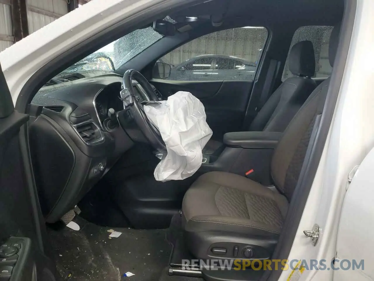 7 Photograph of a damaged car 2GNAXUEV8K6192488 CHEVROLET EQUINOX 2019