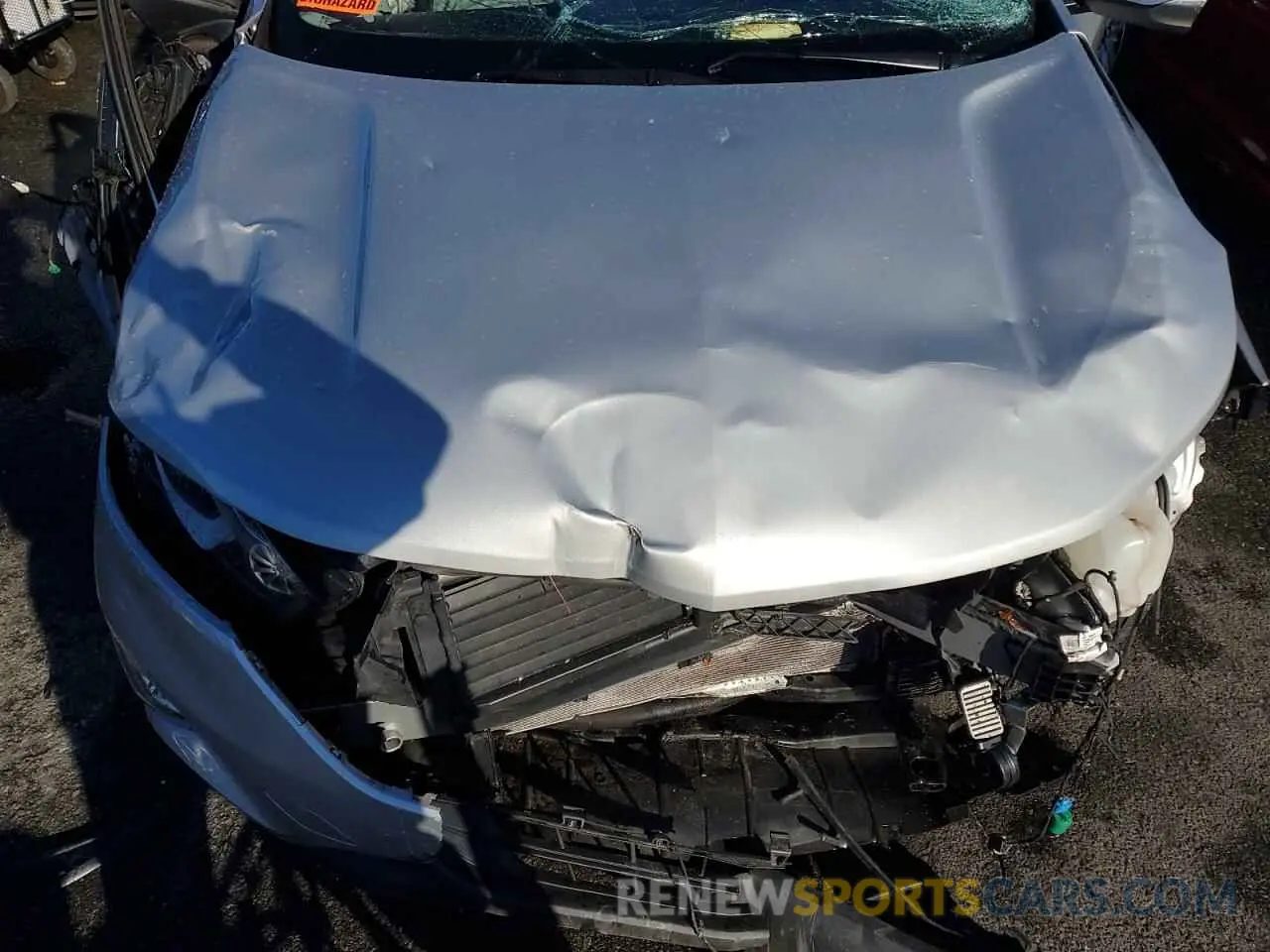 12 Photograph of a damaged car 2GNAXUEV8K6271563 CHEVROLET EQUINOX 2019