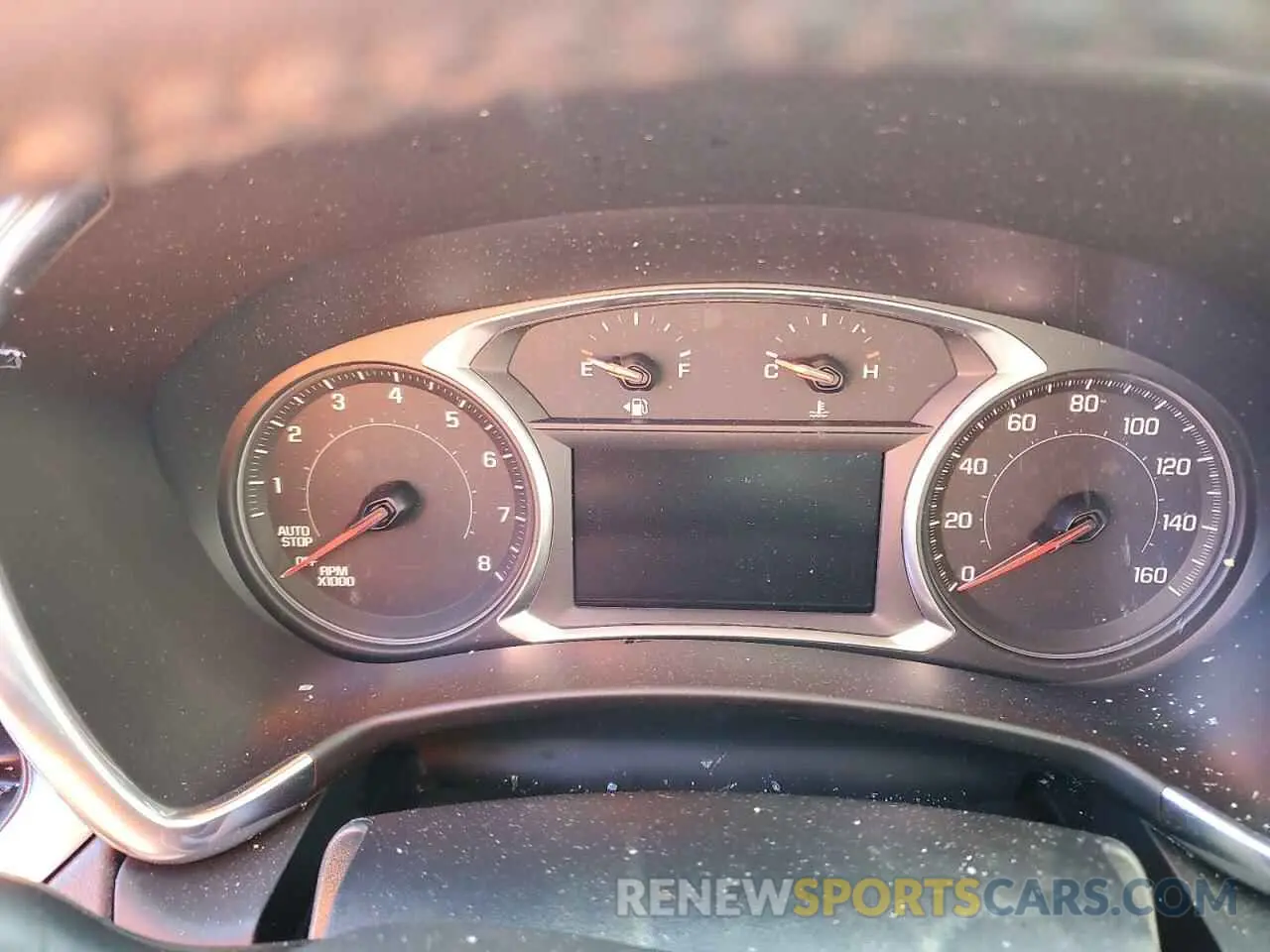 9 Photograph of a damaged car 2GNAXUEV8K6271563 CHEVROLET EQUINOX 2019