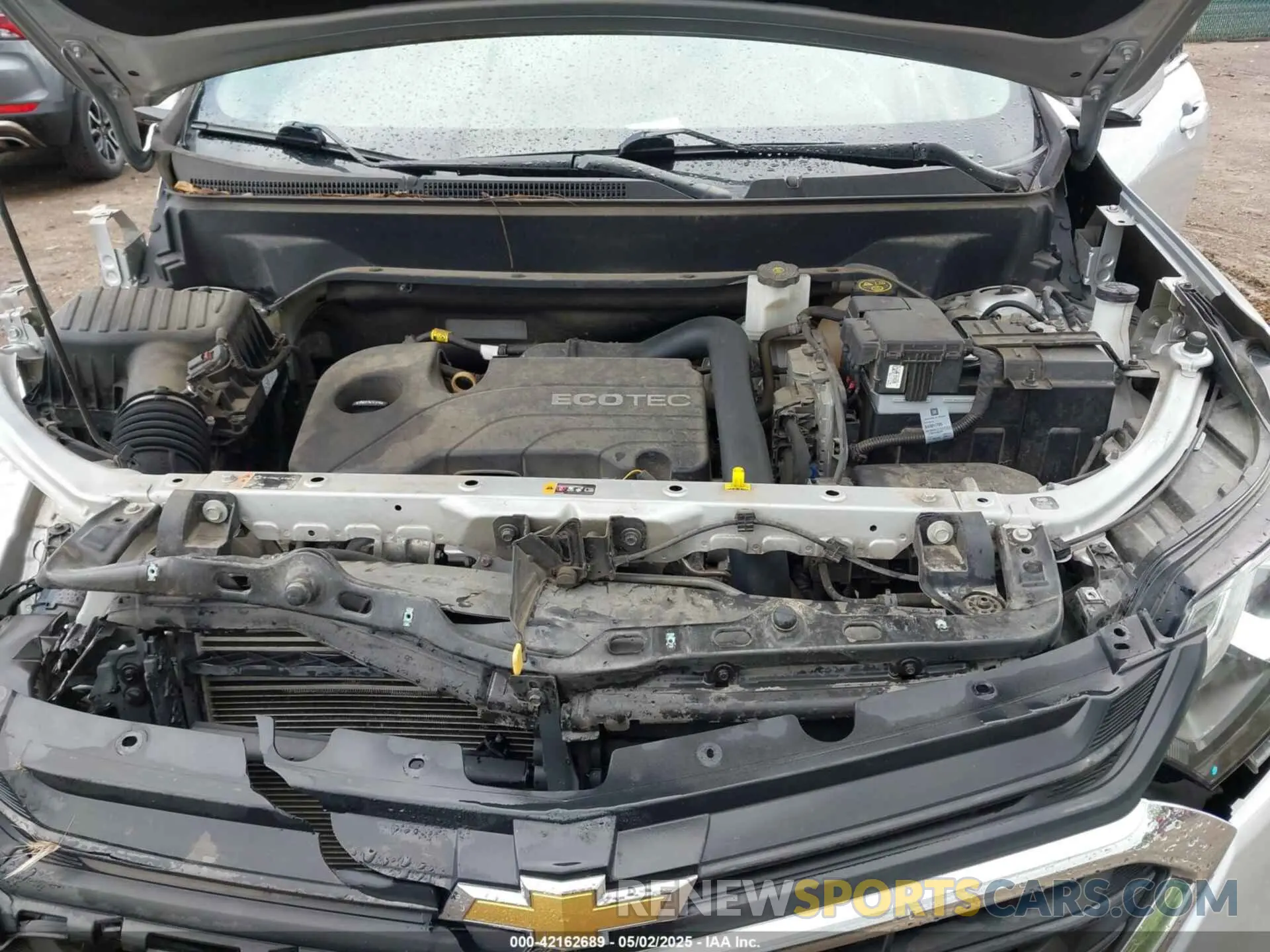 10 Photograph of a damaged car 2GNAXUEV8K6293904 CHEVROLET EQUINOX 2019
