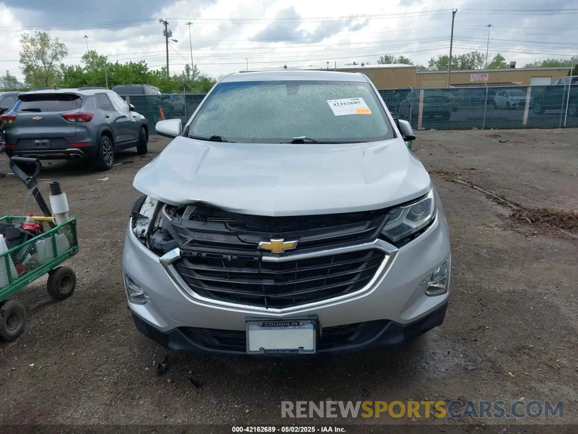 13 Photograph of a damaged car 2GNAXUEV8K6293904 CHEVROLET EQUINOX 2019