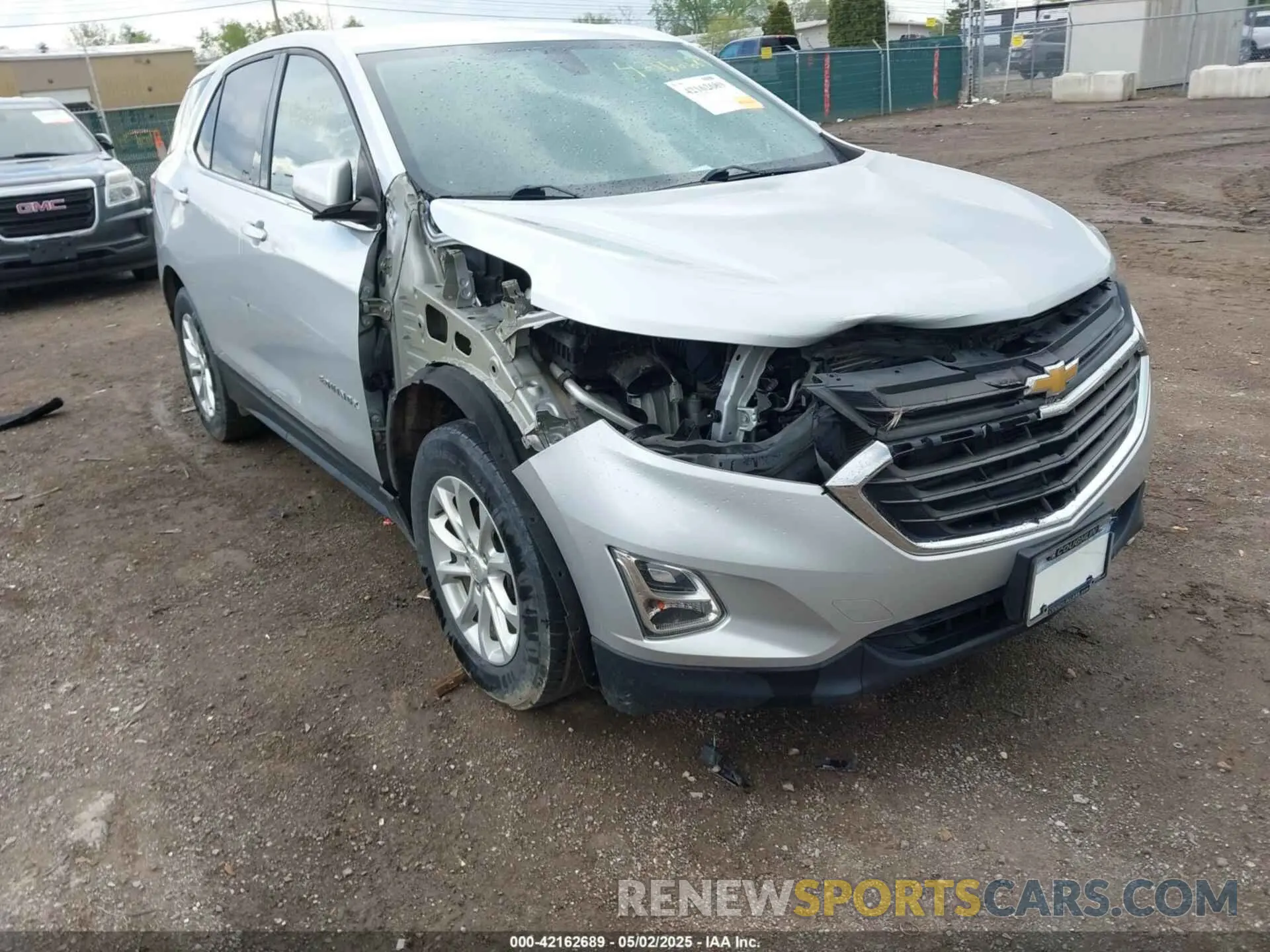 6 Photograph of a damaged car 2GNAXUEV8K6293904 CHEVROLET EQUINOX 2019