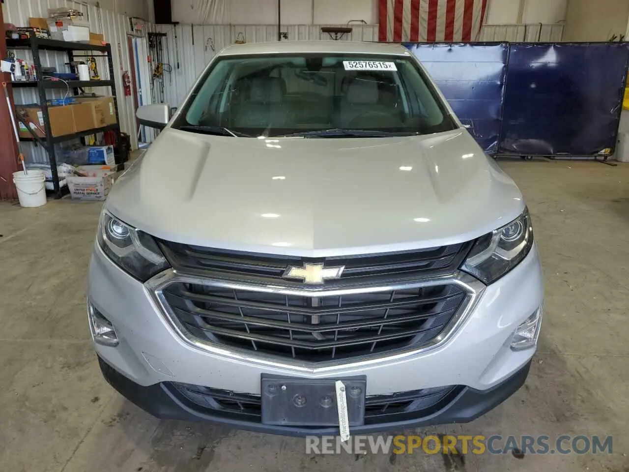 5 Photograph of a damaged car 2GNAXUEV9K6114964 CHEVROLET EQUINOX 2019
