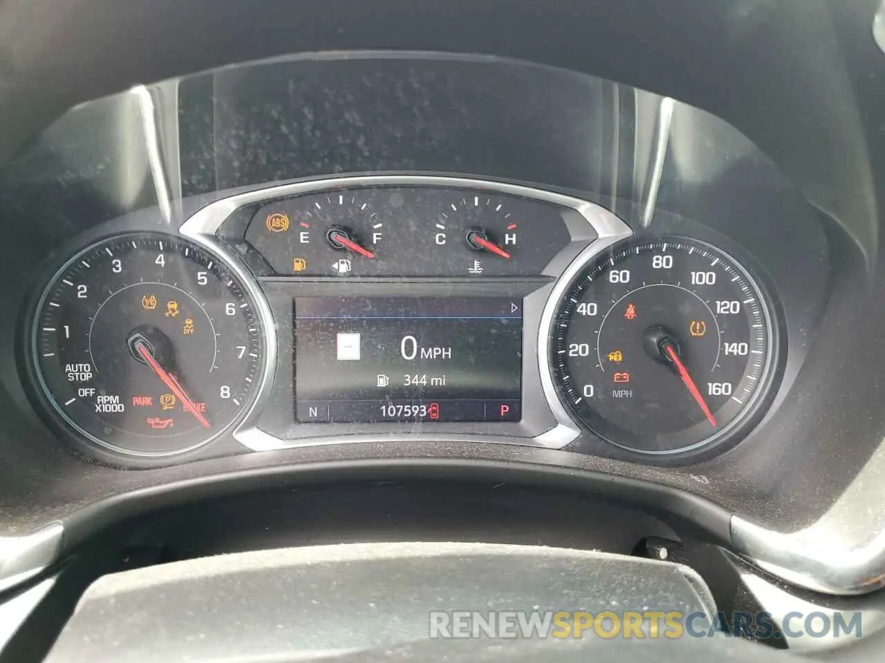 9 Photograph of a damaged car 2GNAXUEV9K6127939 CHEVROLET EQUINOX 2019