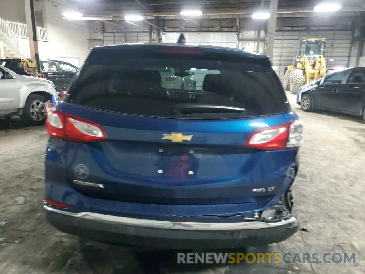 6 Photograph of a damaged car 2GNAXUEV9K6137368 CHEVROLET EQUINOX 2019