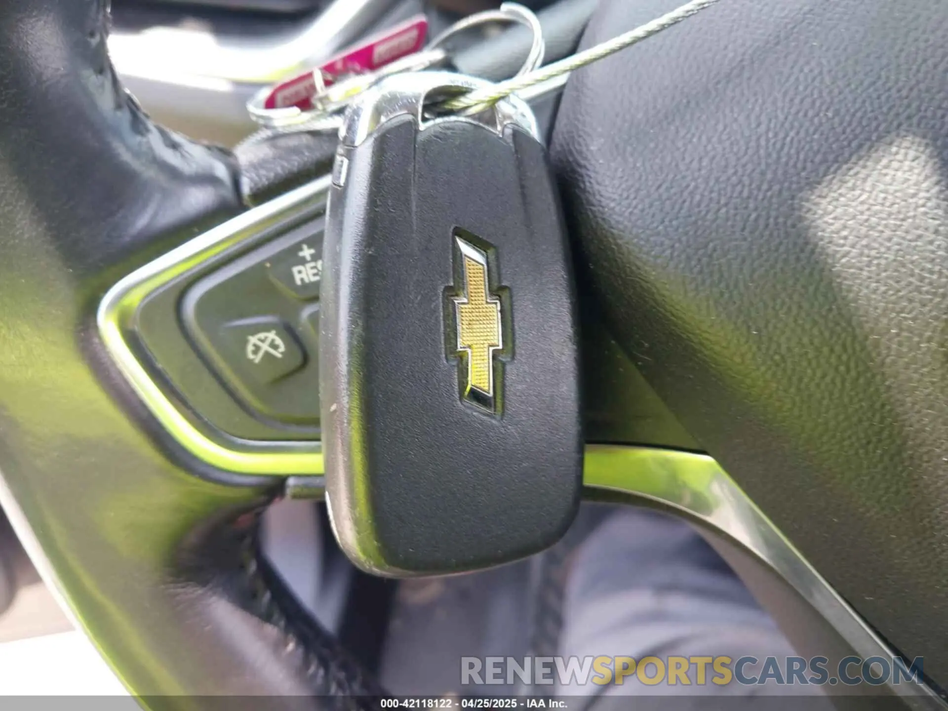 11 Photograph of a damaged car 2GNAXUEV9K6169267 CHEVROLET EQUINOX 2019