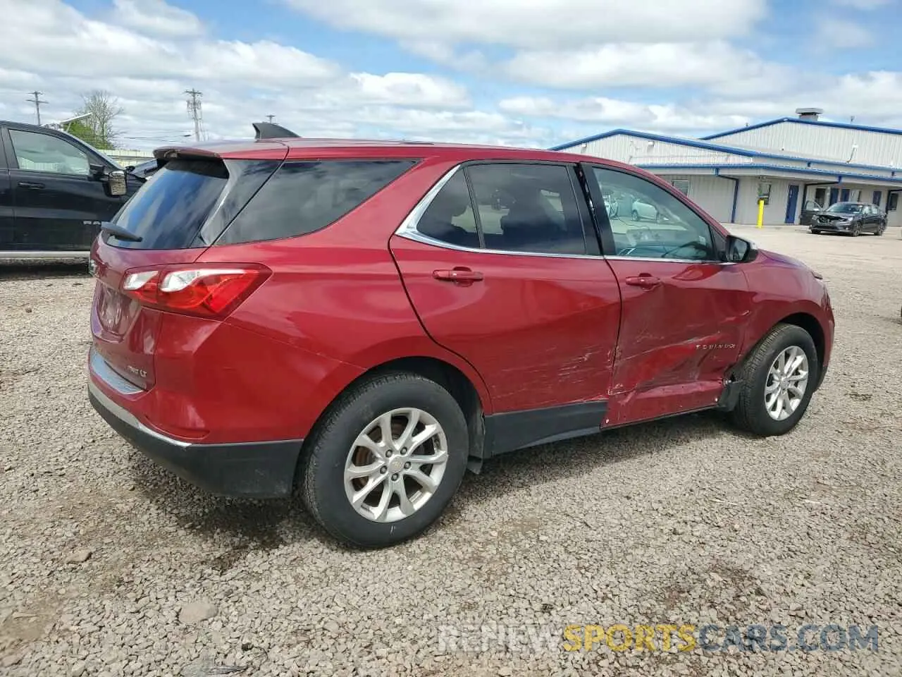3 Photograph of a damaged car 2GNAXUEV9K6184254 CHEVROLET EQUINOX 2019