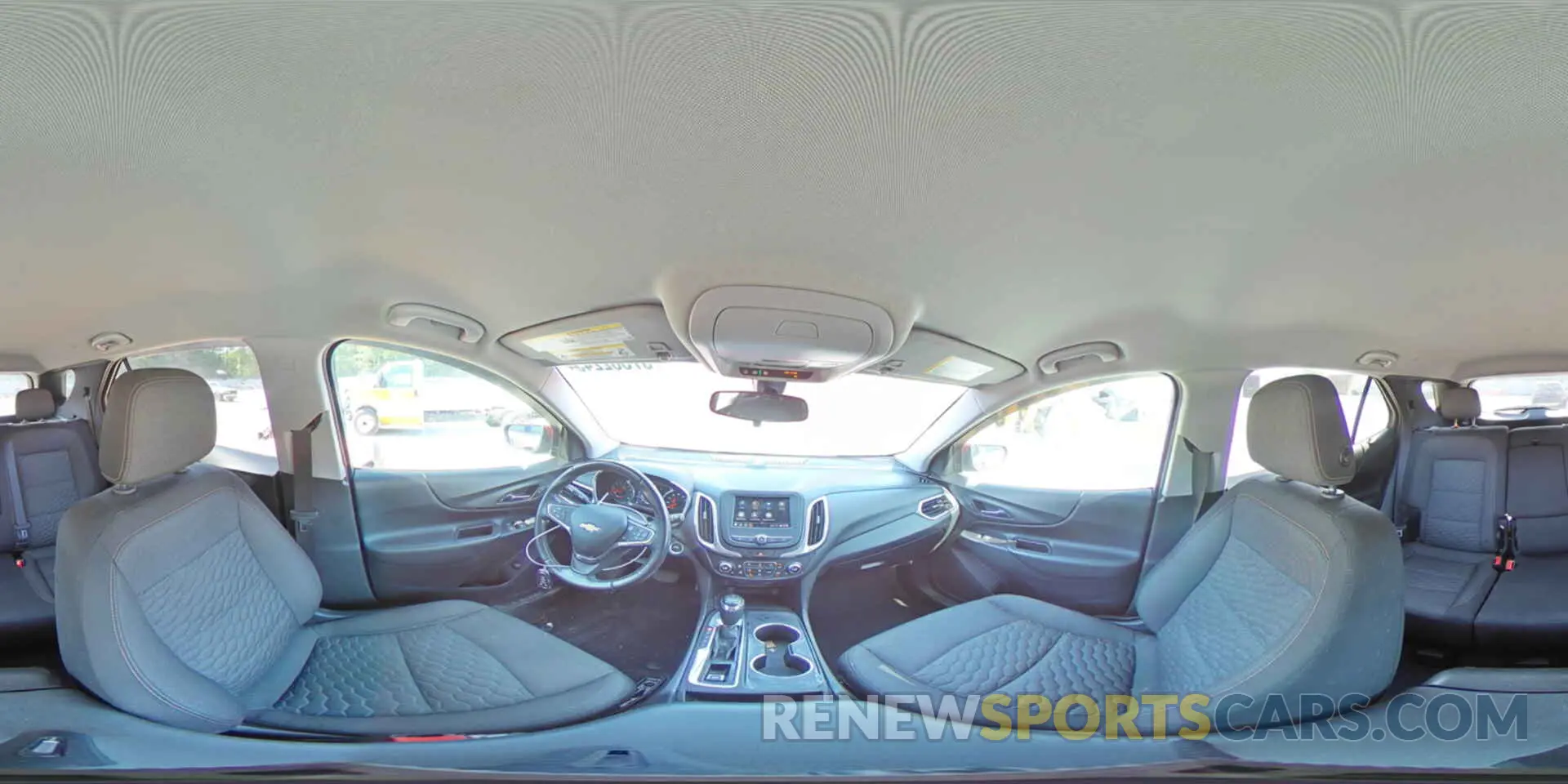 15 Photograph of a damaged car 2GNAXUEV9K6215776 CHEVROLET EQUINOX 2019