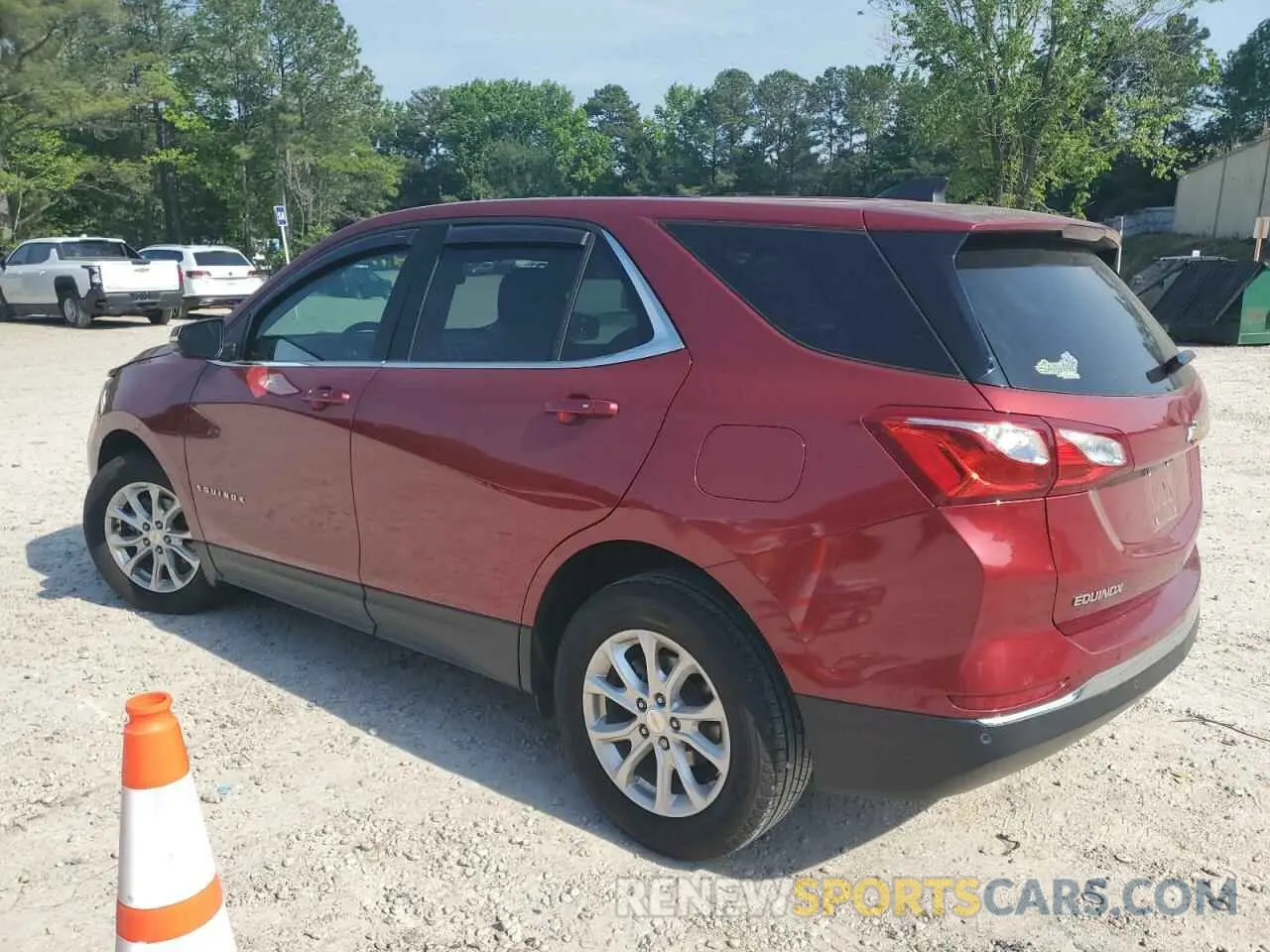 2 Photograph of a damaged car 2GNAXUEV9K6215776 CHEVROLET EQUINOX 2019
