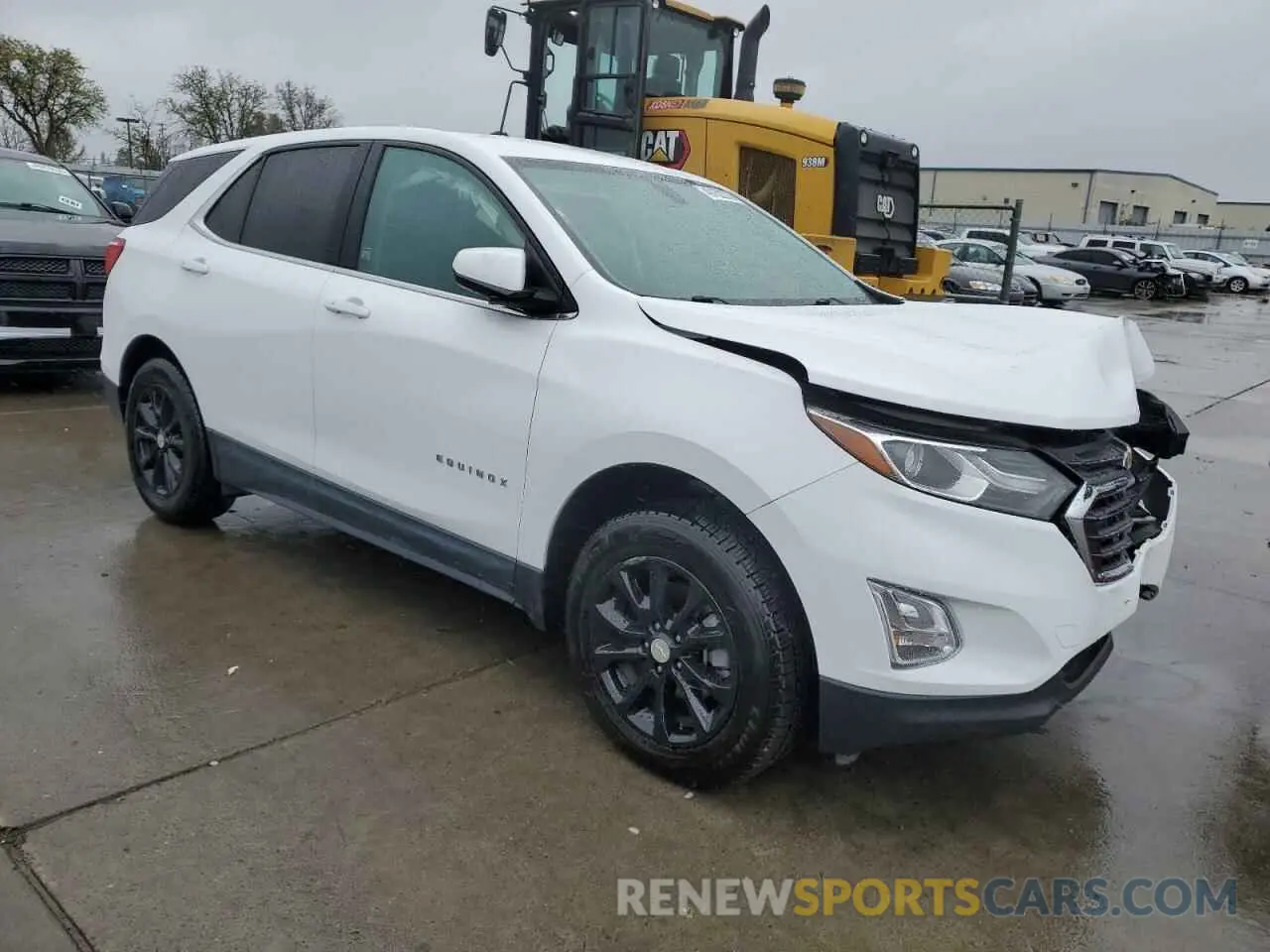4 Photograph of a damaged car 2GNAXUEV9K6290882 CHEVROLET EQUINOX 2019